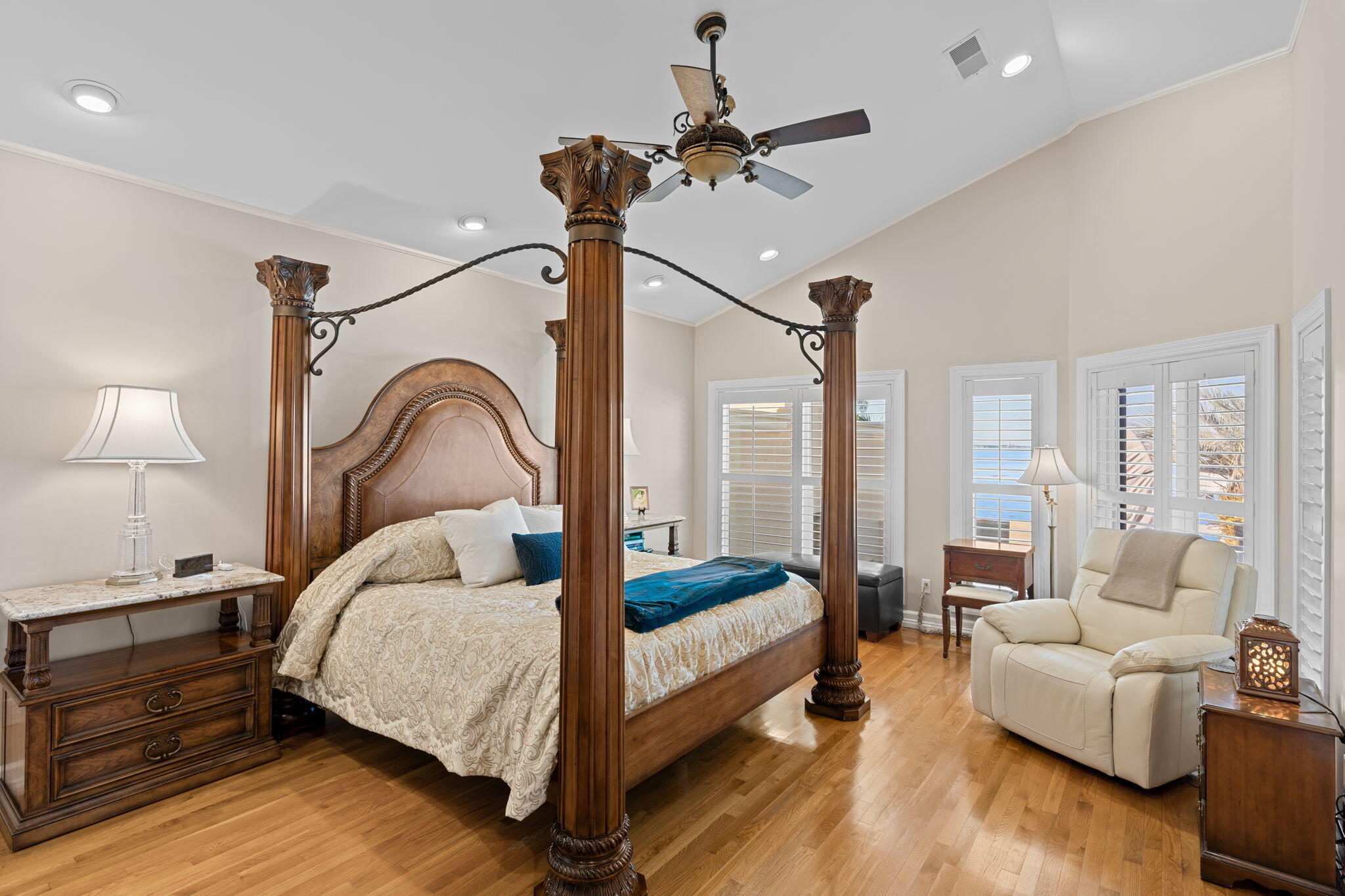 BURNT PINE - Residential