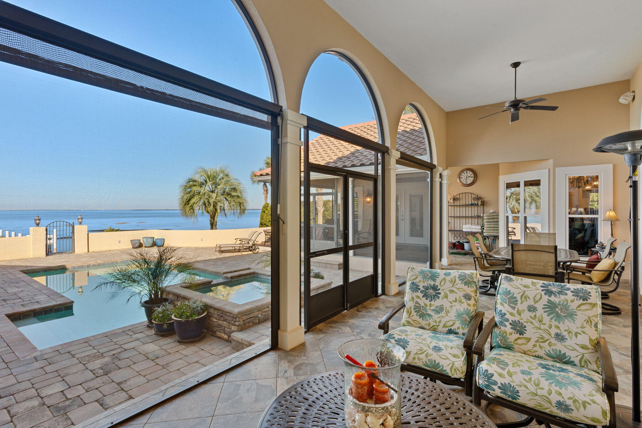 BURNT PINE - Residential