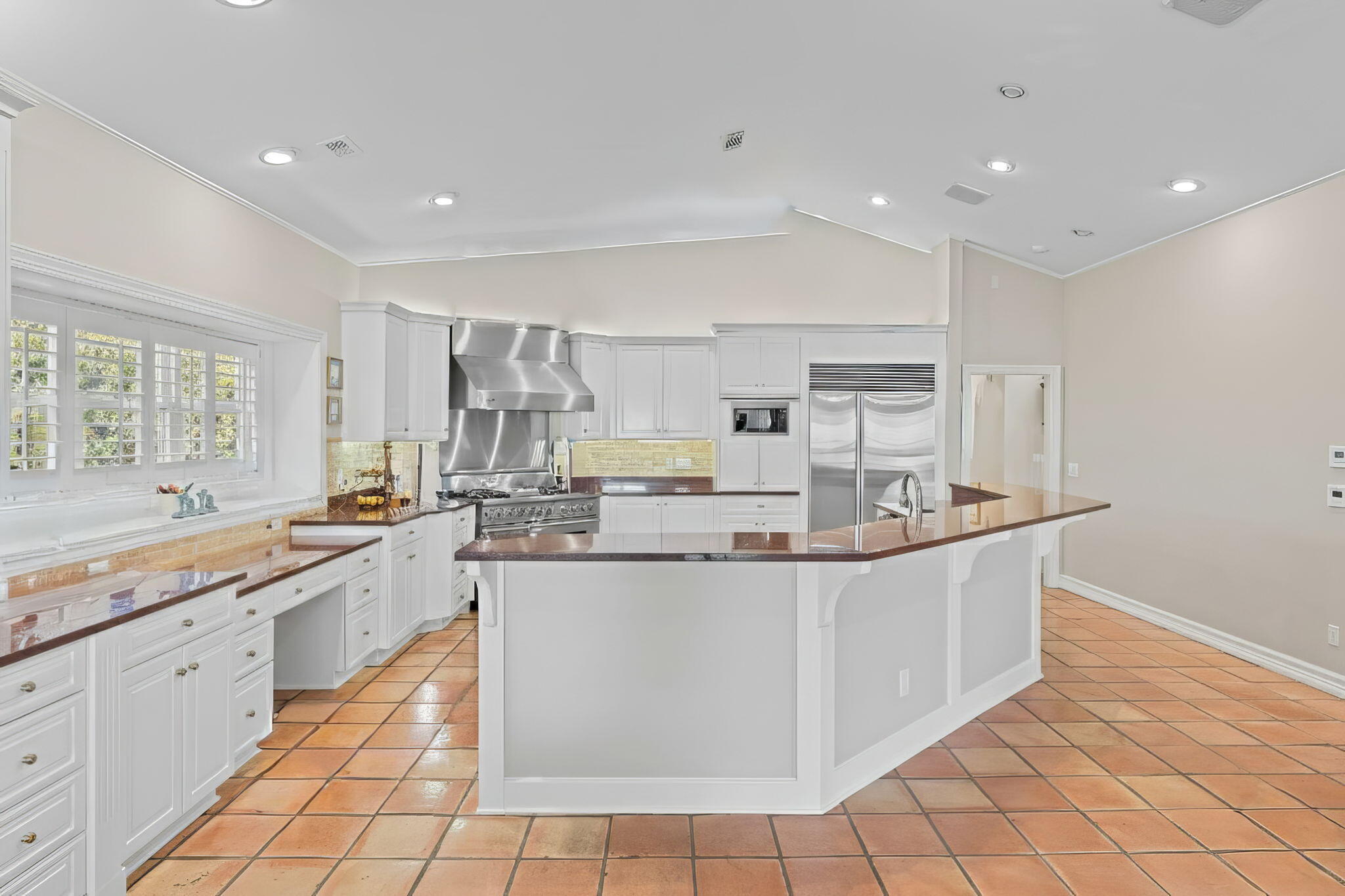 BURNT PINE - Residential