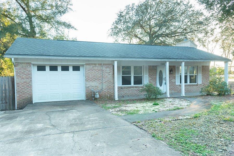 CREEKSIDE ESTATES - Residential