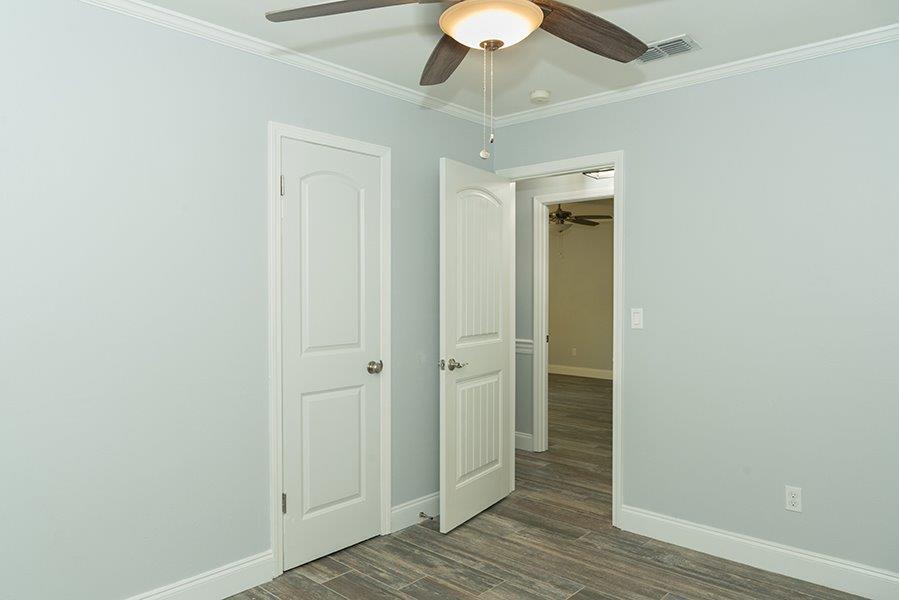 CREEKSIDE ESTATES - Residential