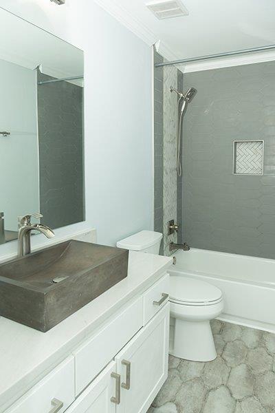 CREEKSIDE ESTATES - Residential