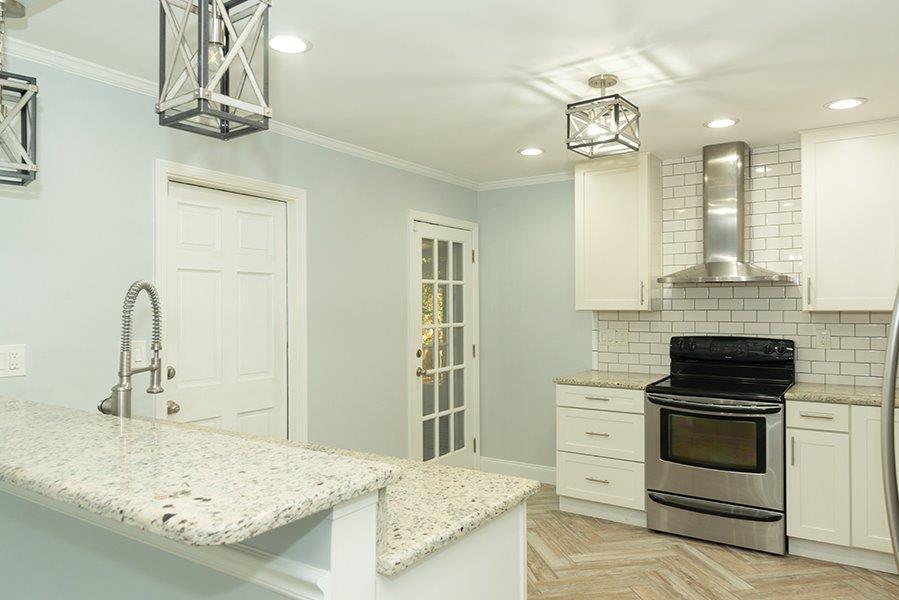 CREEKSIDE ESTATES - Residential