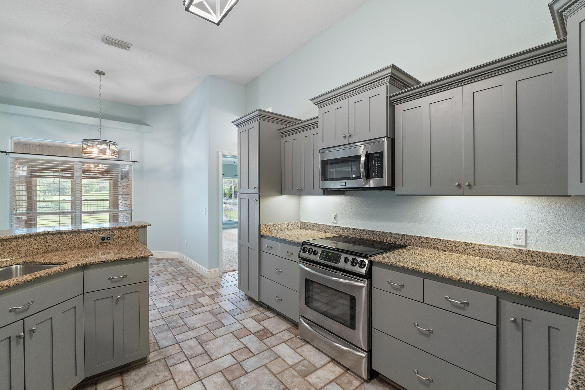 HIDDEN CREEK AT HOLLEY BY THE SEA - Residential