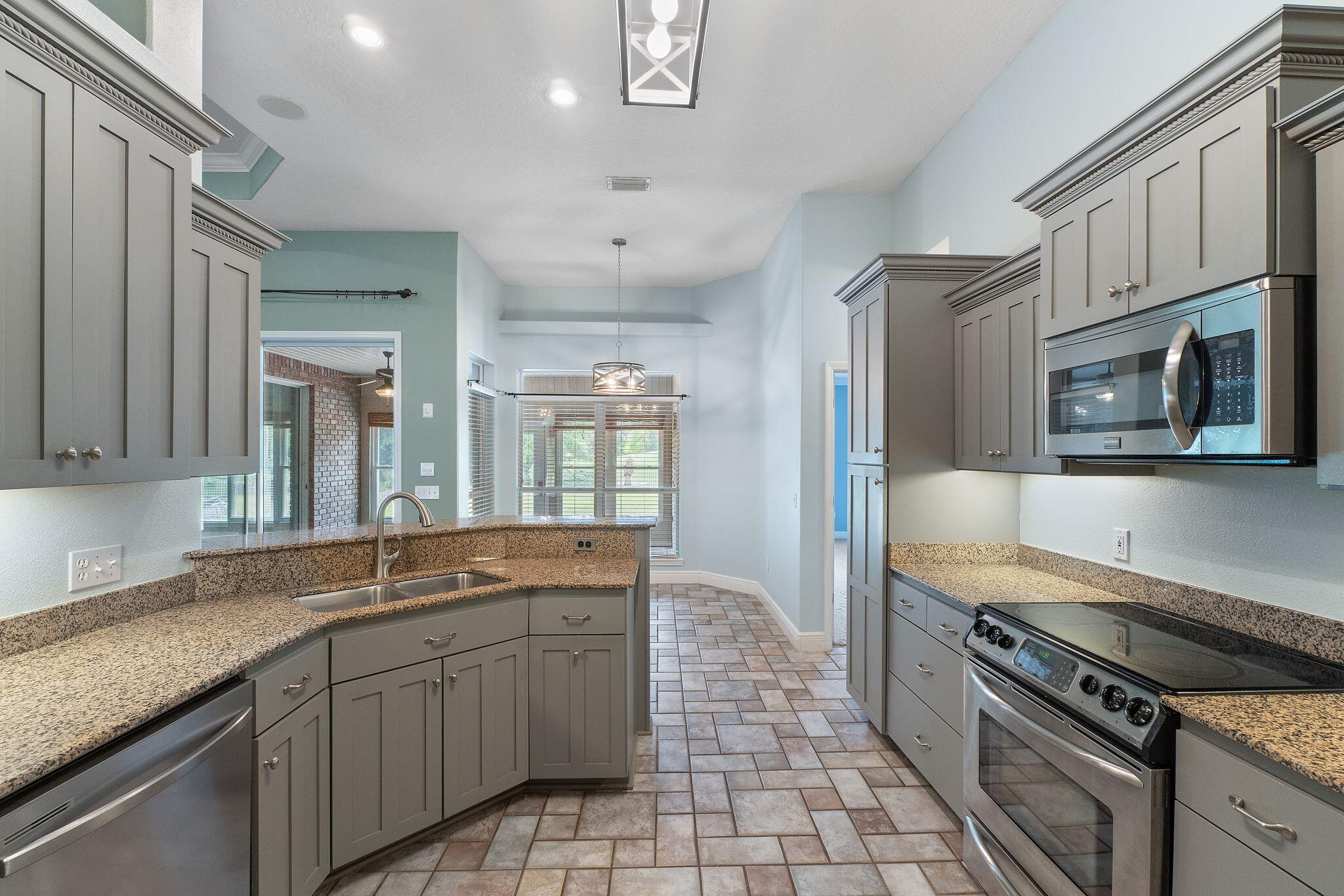 HIDDEN CREEK AT HOLLEY BY THE SEA - Residential