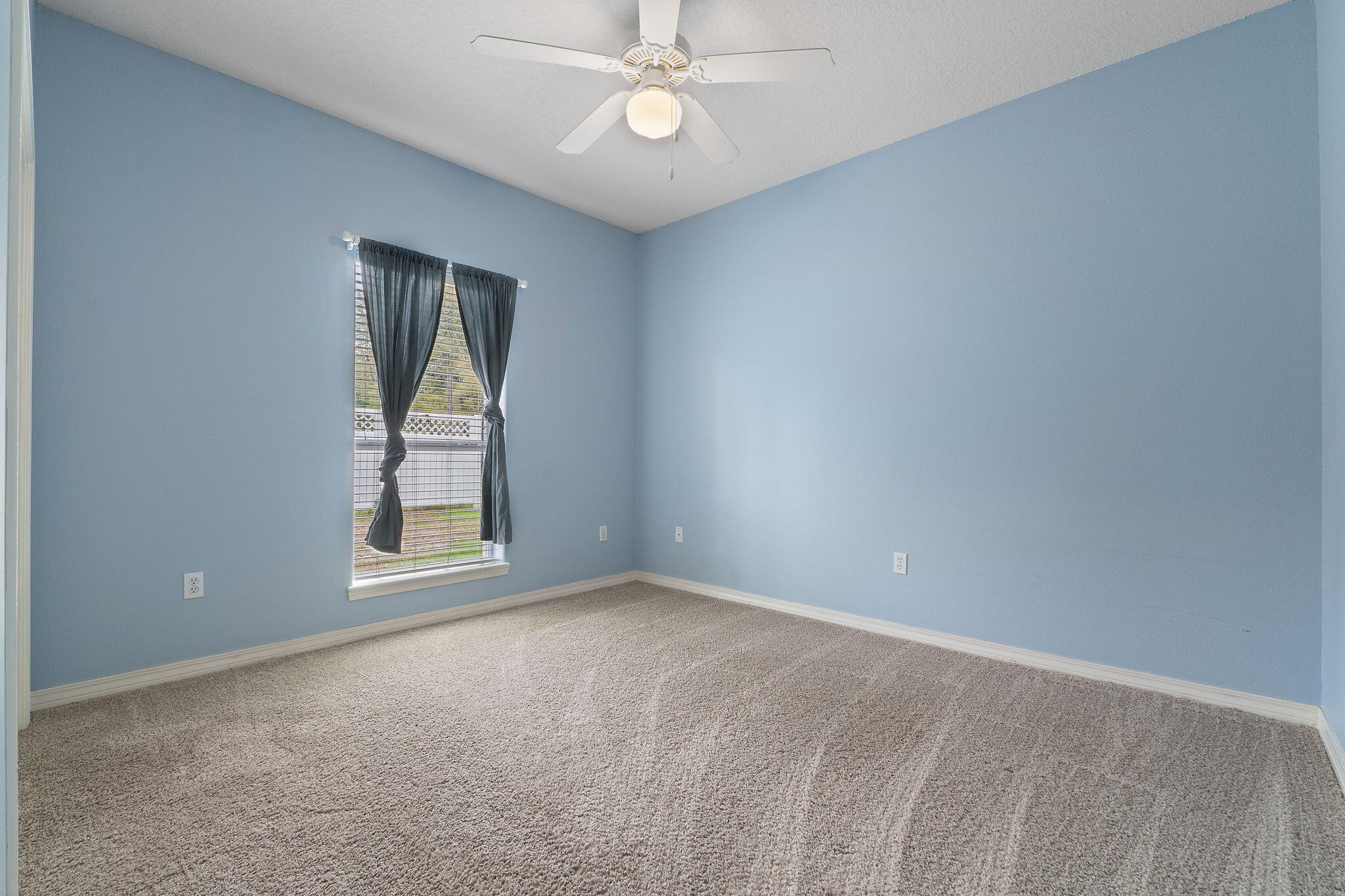 HIDDEN CREEK AT HOLLEY BY THE SEA - Residential