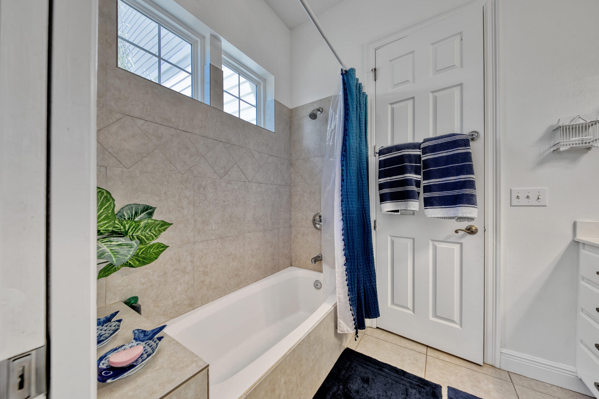 CASSINE VILLAGE - Residential