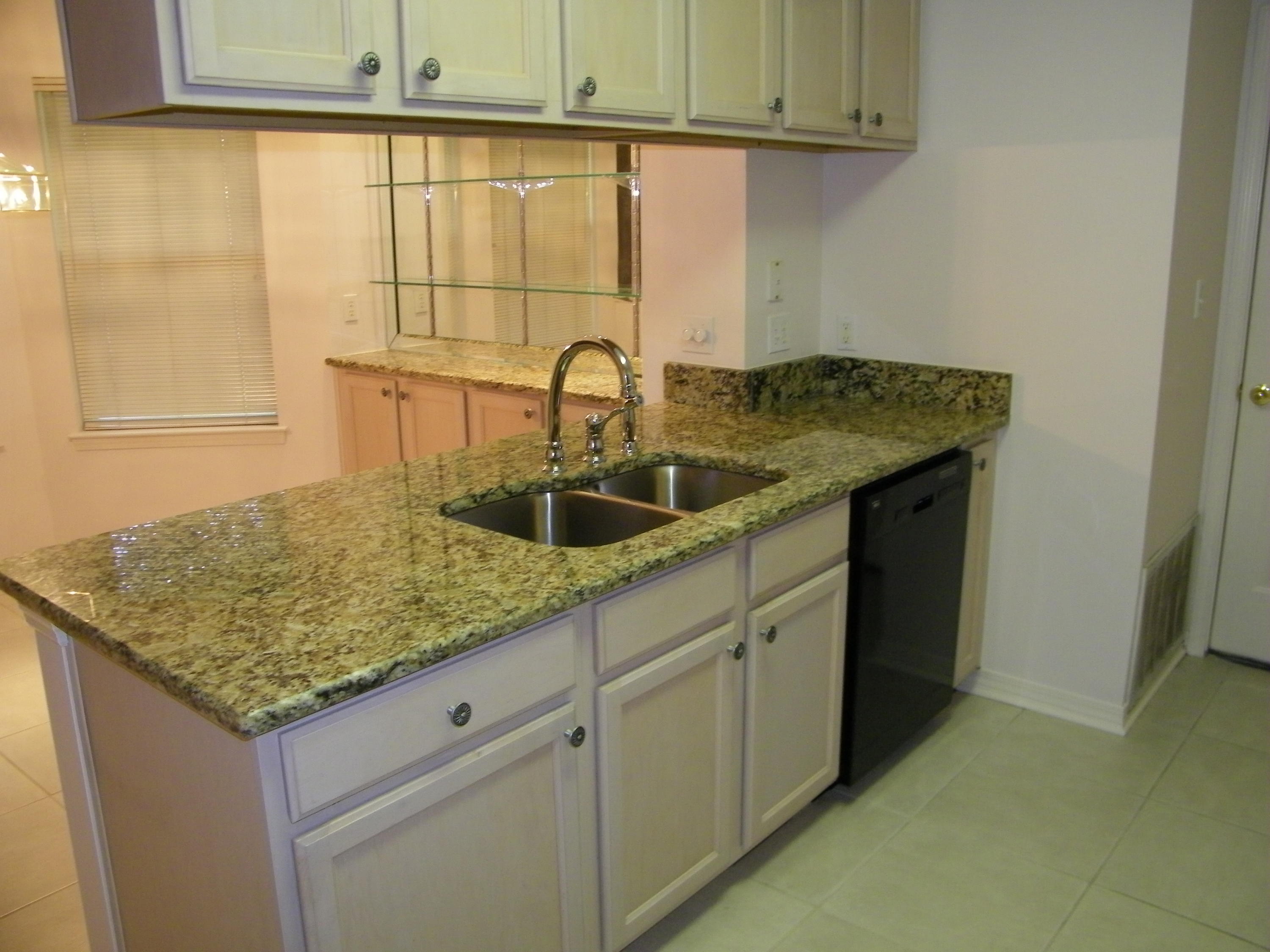 MAGNOLIA SQUARE - Residential