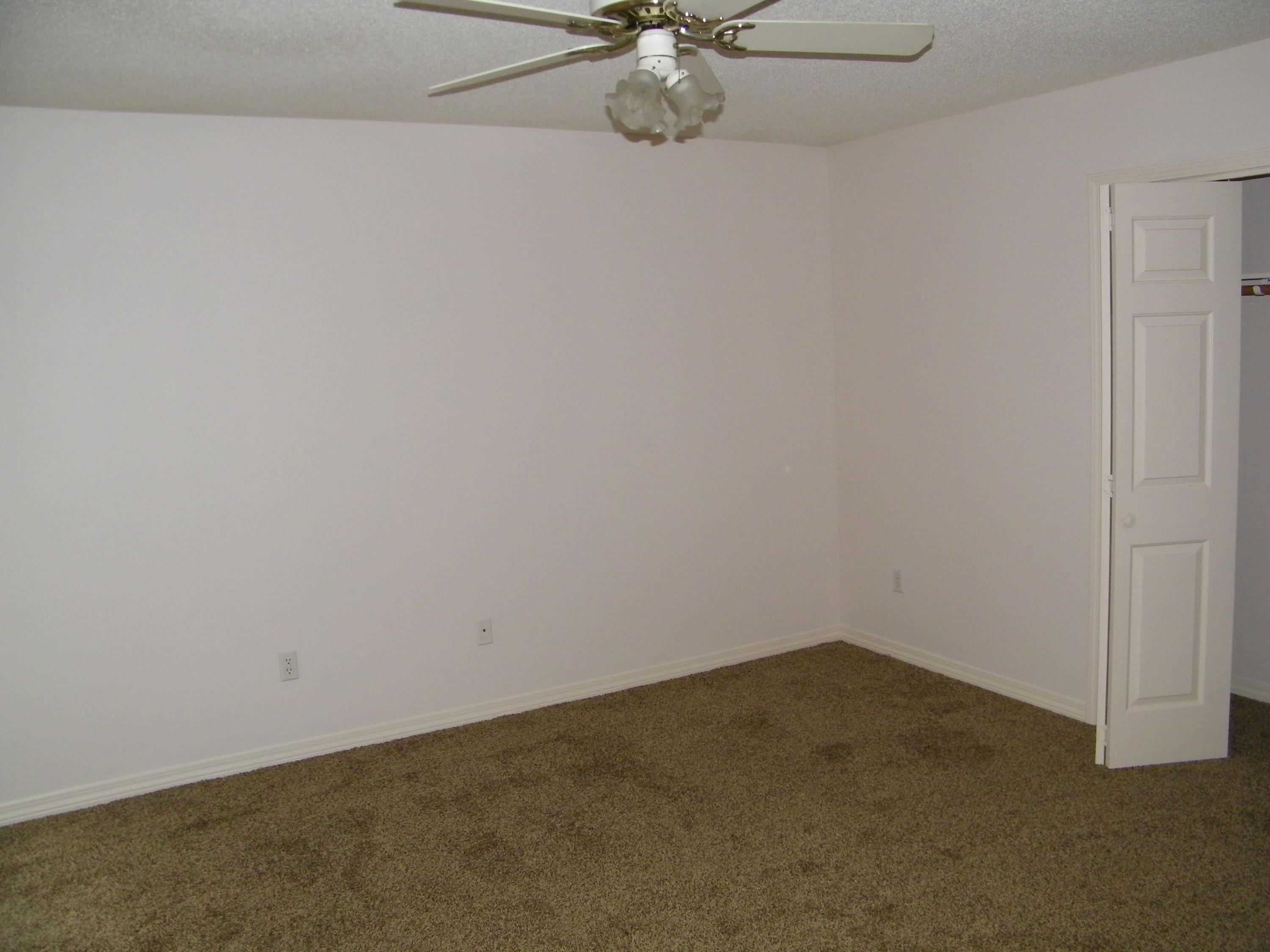 MAGNOLIA SQUARE - Residential