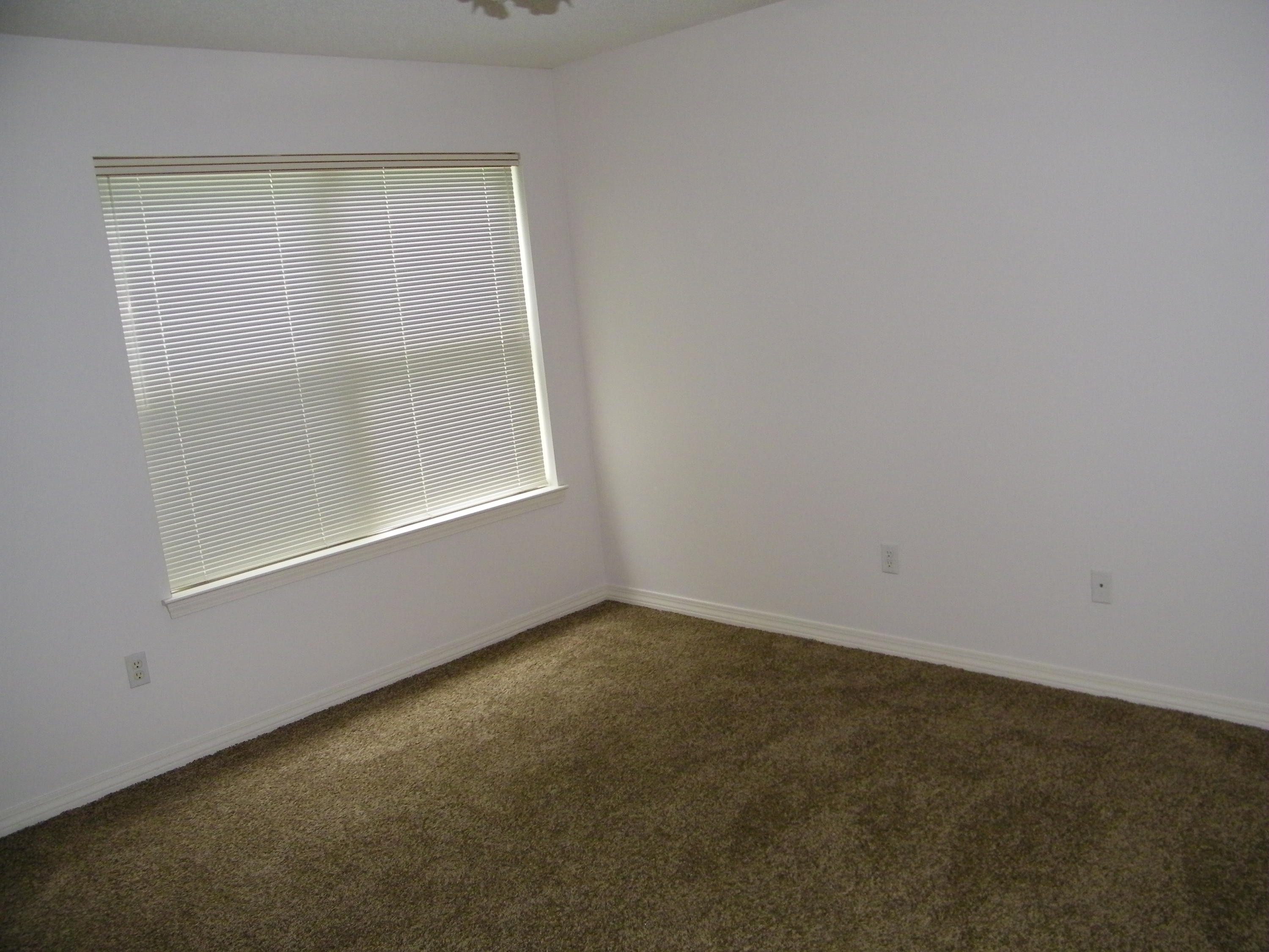 MAGNOLIA SQUARE - Residential