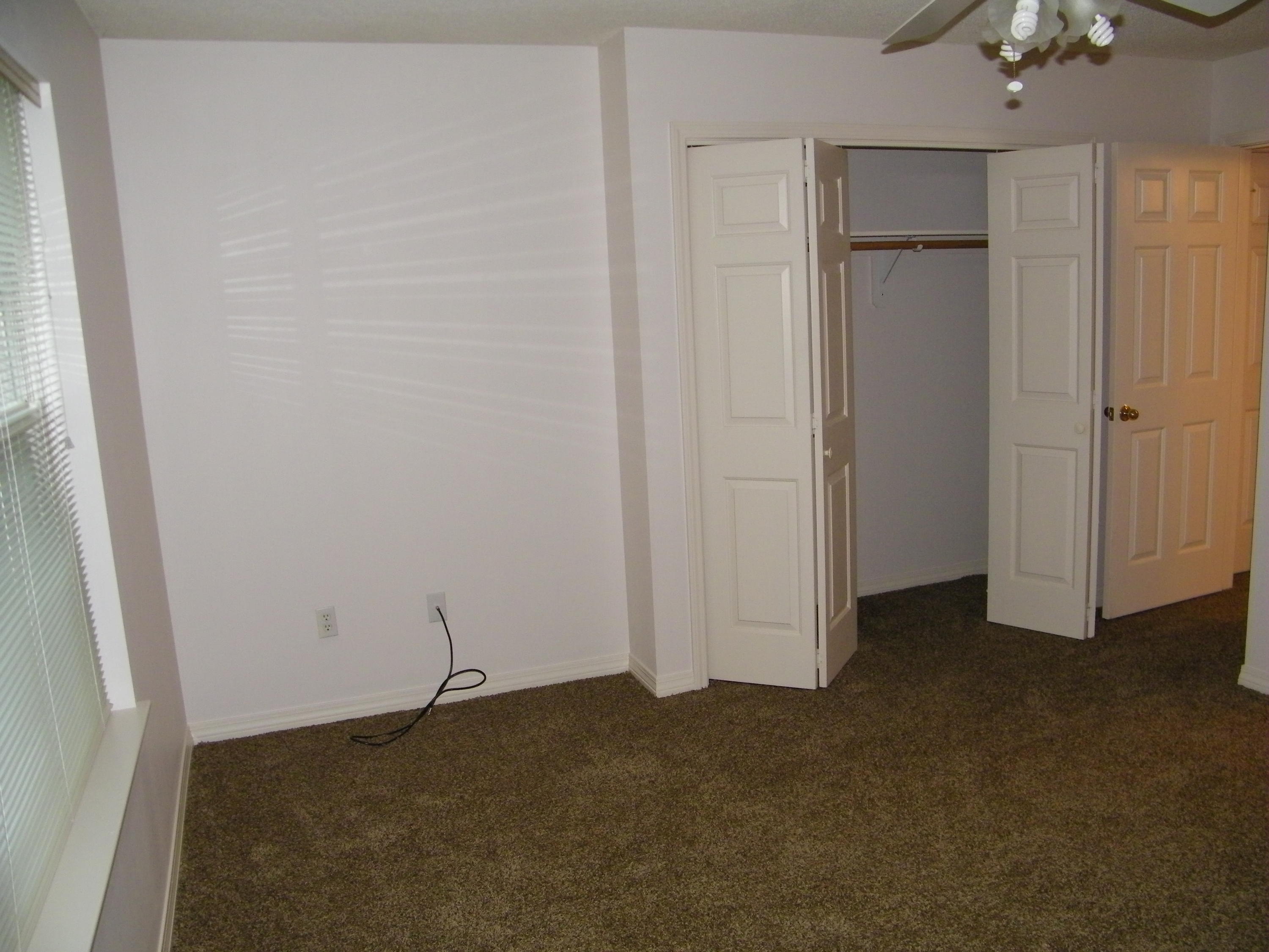 MAGNOLIA SQUARE - Residential