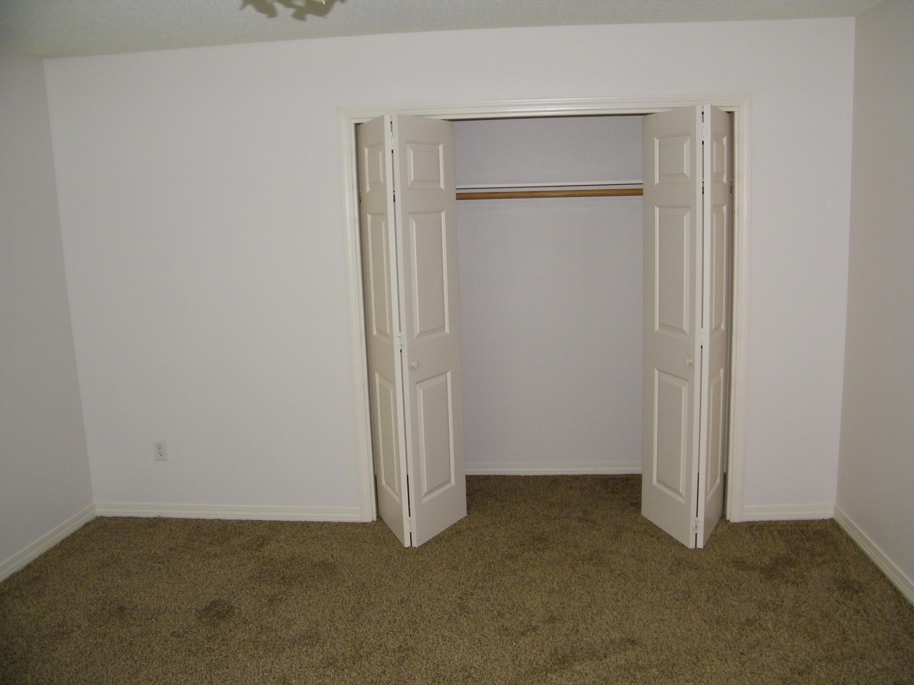 MAGNOLIA SQUARE - Residential