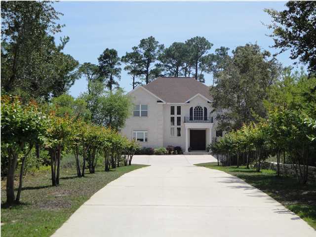 MARTHA'S COVE - Land