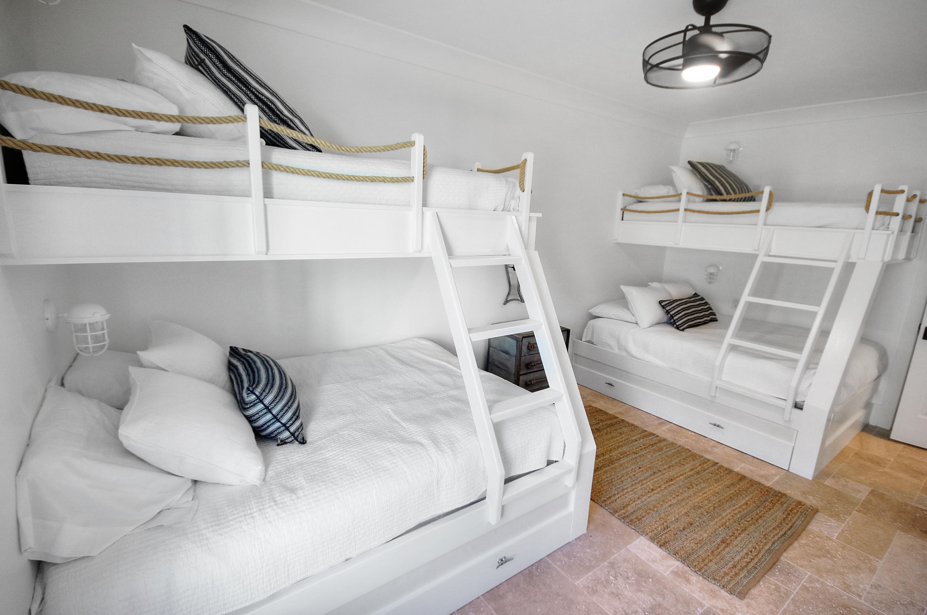 GRANDE BEACH PH 1 - Residential