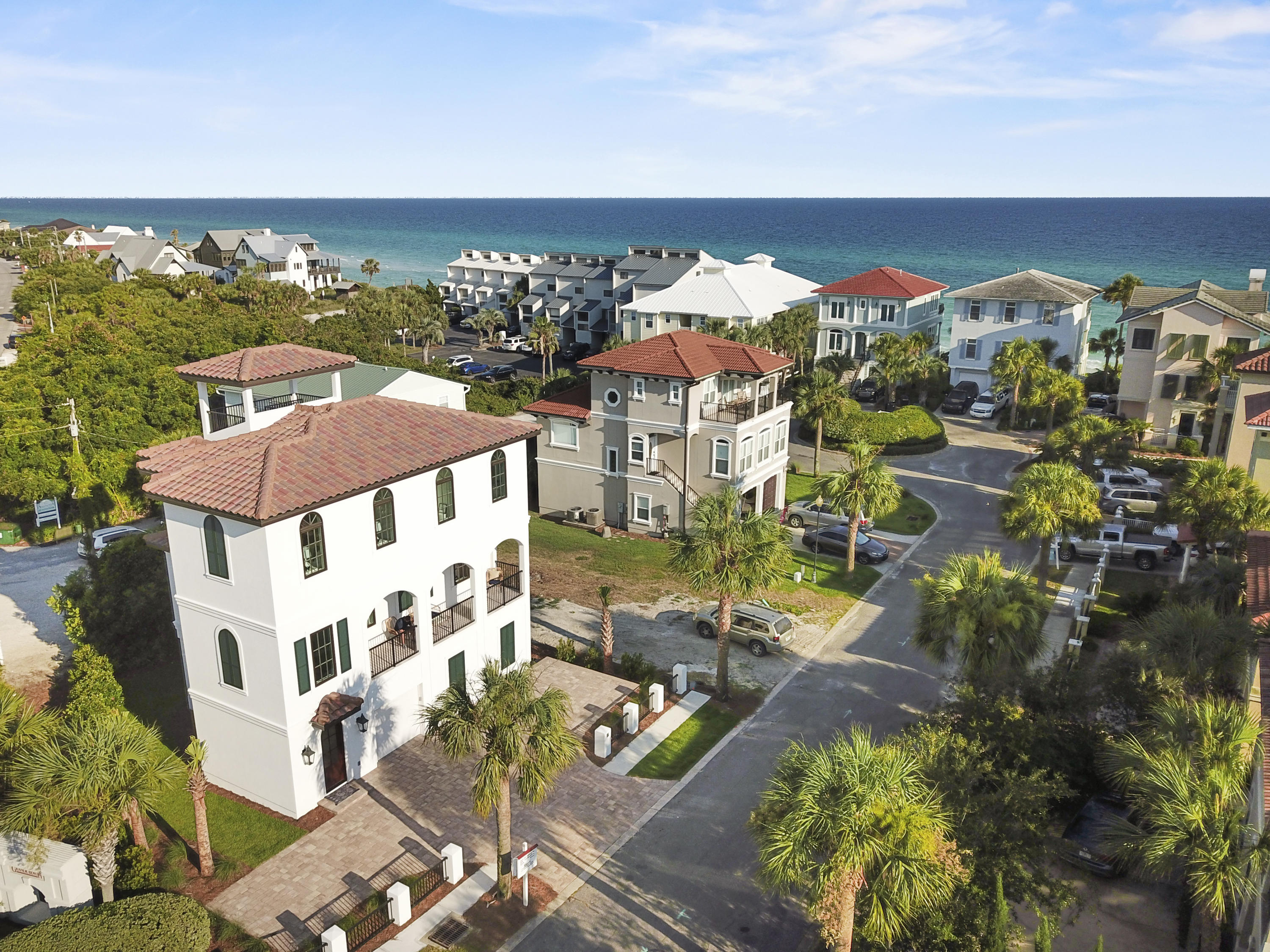 GRANDE BEACH PH 1 - Residential