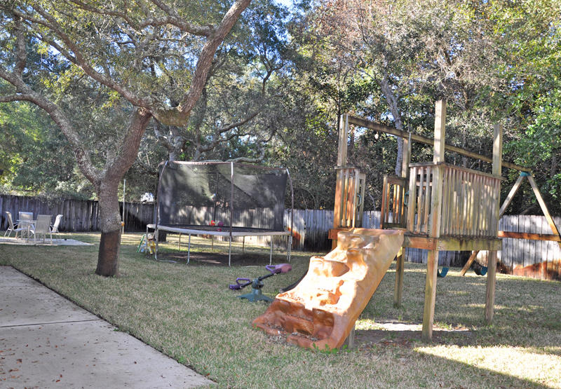 LIVE OAK SHORES - Residential