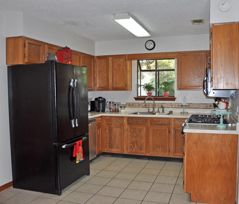 LIVE OAK SHORES - Residential