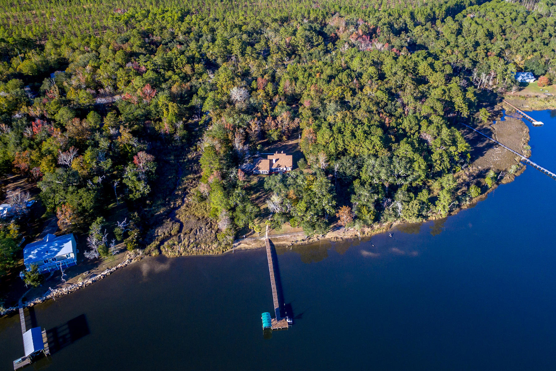 LAGRANGE SHORES - Residential