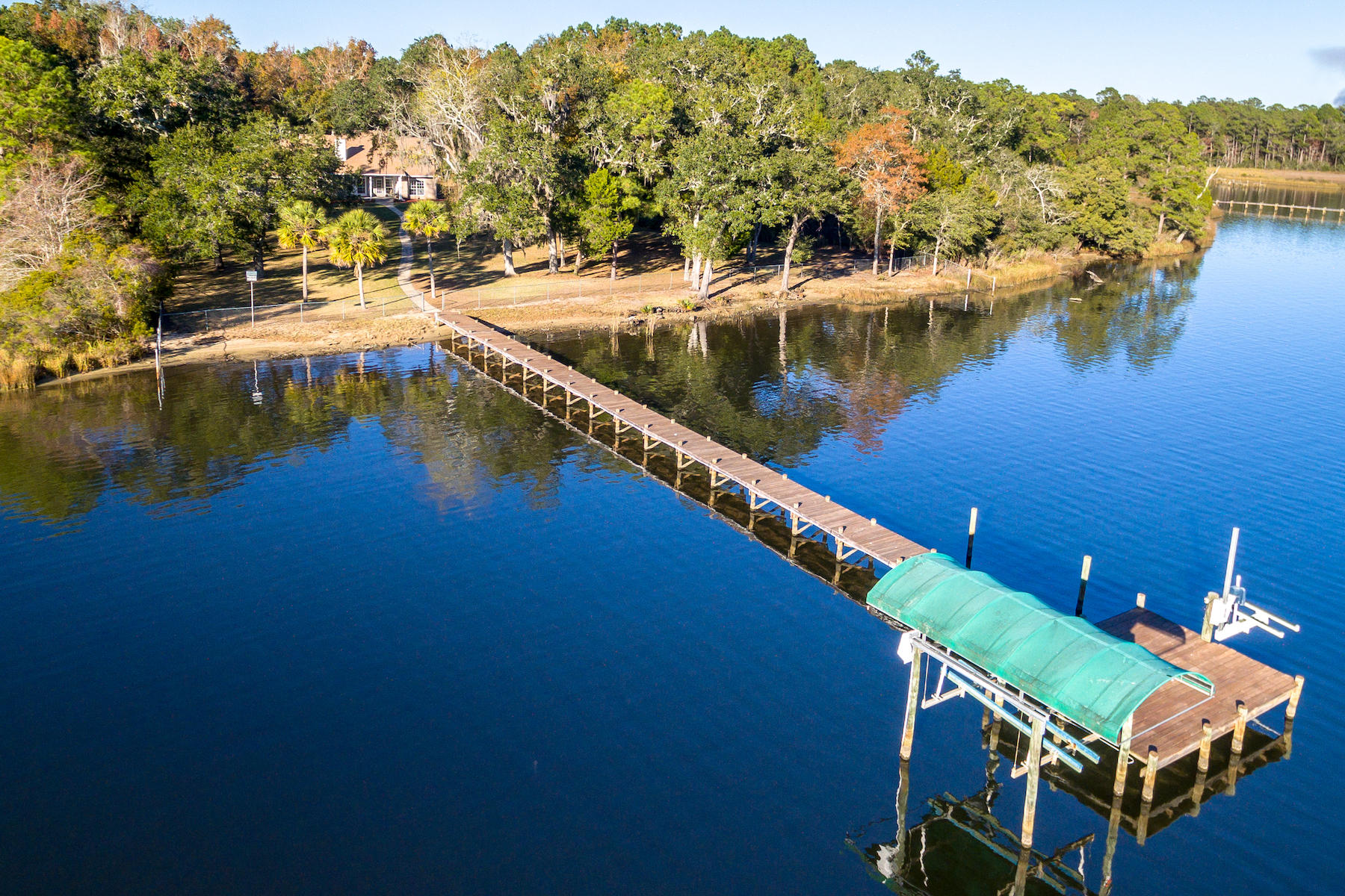 LAGRANGE SHORES - Residential