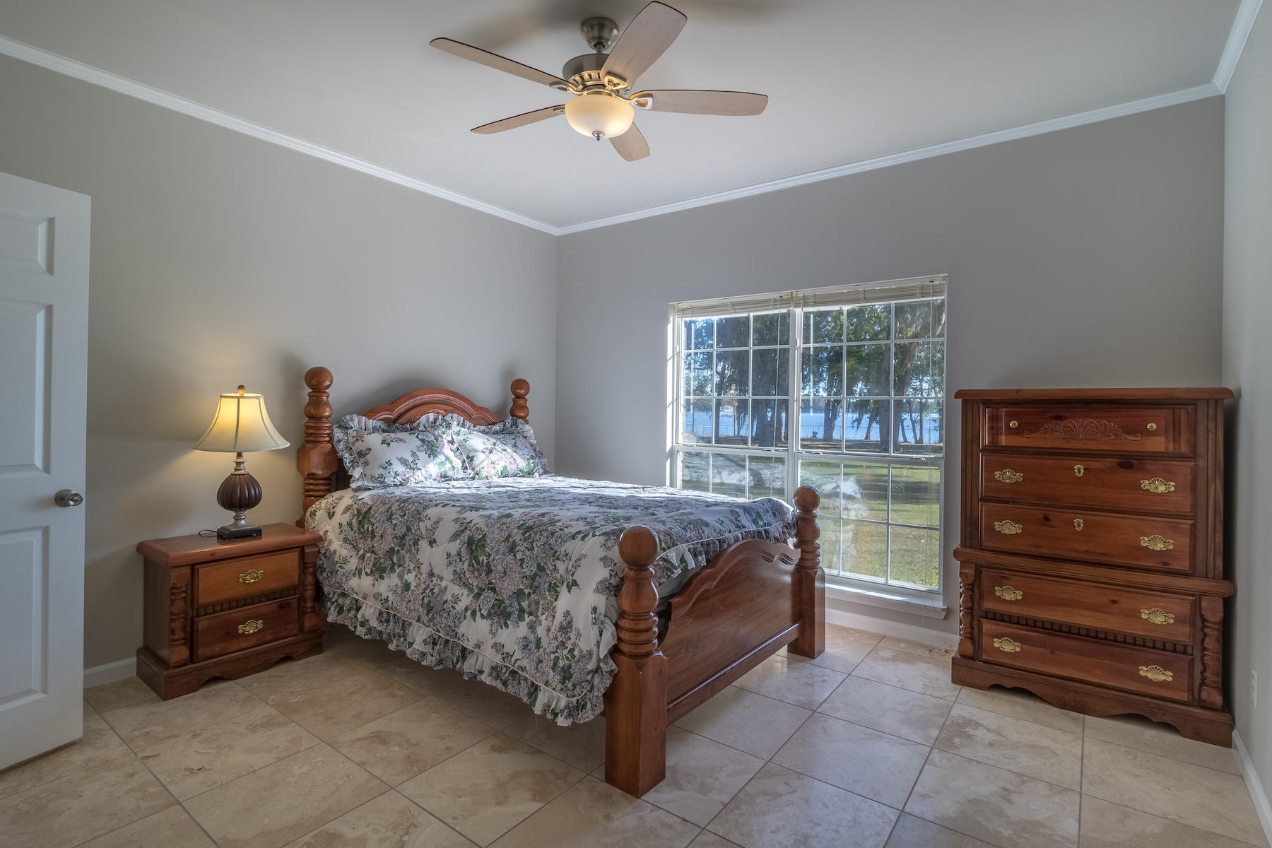 LAGRANGE SHORES - Residential