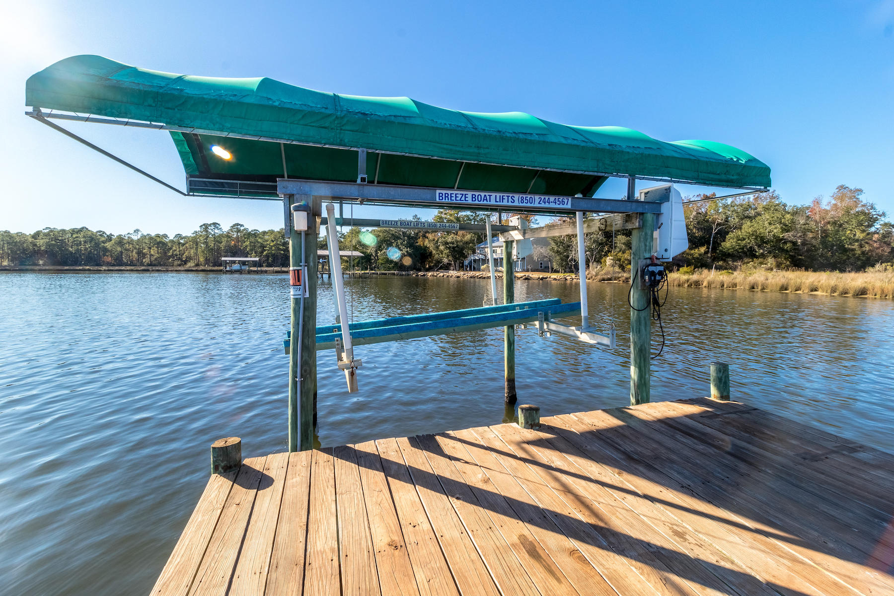 LAGRANGE SHORES - Residential