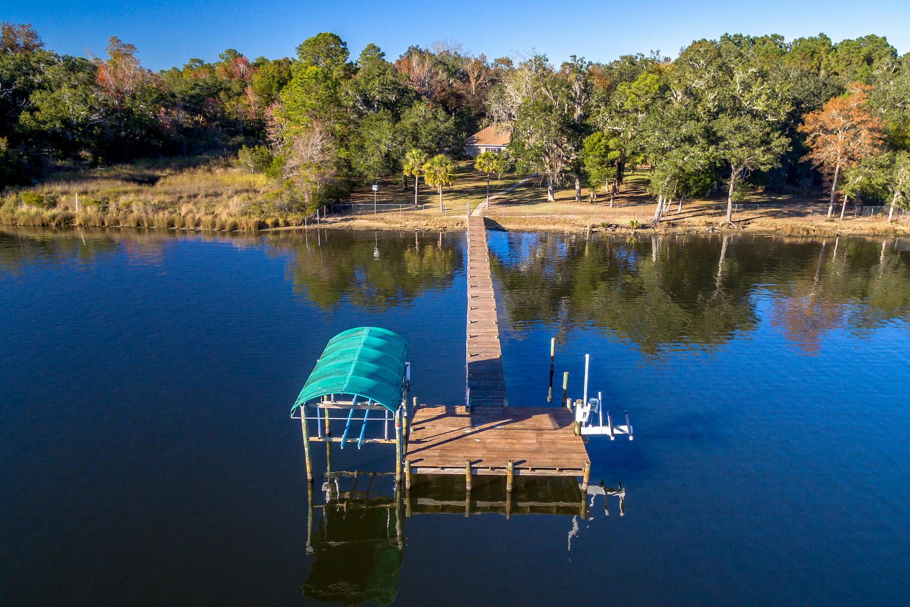 LAGRANGE SHORES - Residential