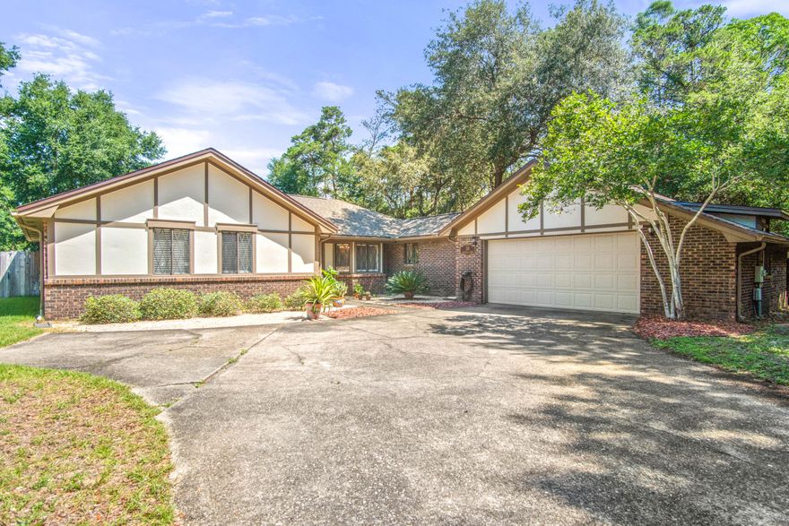 Beautifully renovated home in Blue Water Bay. This home is situated on 0.45 acre cul de sac lot. Kitchen and master bath was remodeled in 2016. Custom cabinetry, granite counters, tiled backsplash, new light and plumbing fixtures. The open layout is ideal for gatherings. The vaulted ceiling and skylights make the room feel very large and bright. The master bathroom has a huge custom tiled shower and updated vanity and granite counters. Bamboo wood flooring throughout the entire home makes it feel warm and inviting. The Roof was replaced in 2020.