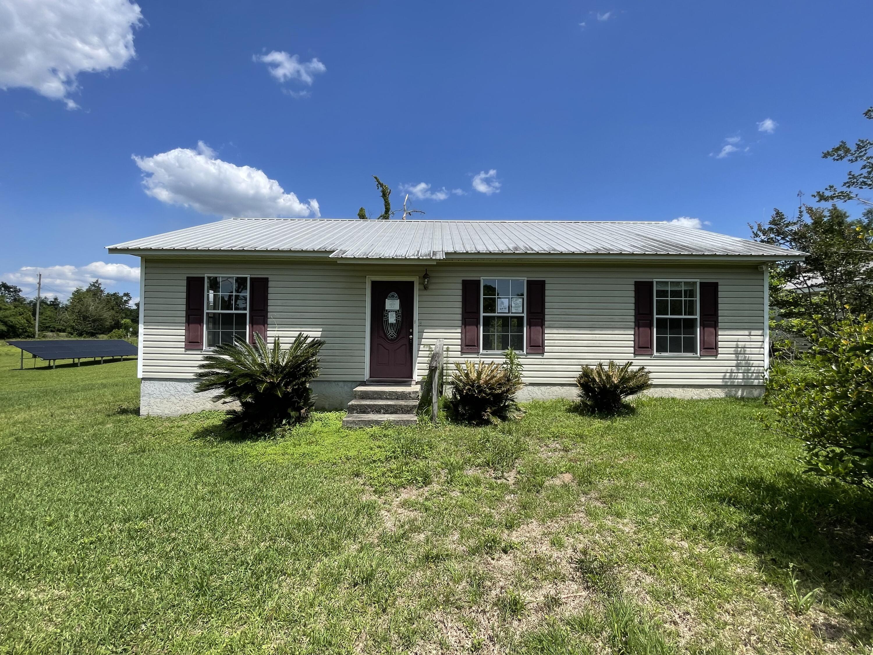So much potential with this super cute 1218sf 2 bedroom 2 full bath REO home. Split bedroom design, home has large laundry, master bedroom with walk in closet and oversized master bath. Vaulted ceilings in the living room with great room design. Sweat equity makes this property one to see!
