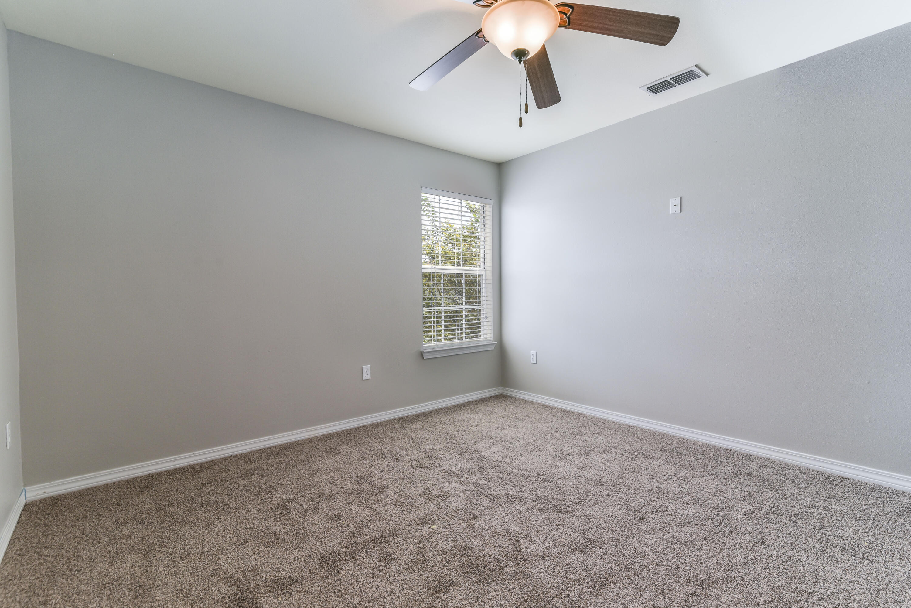 SANDY RIDGE ESTATES - Residential Lease