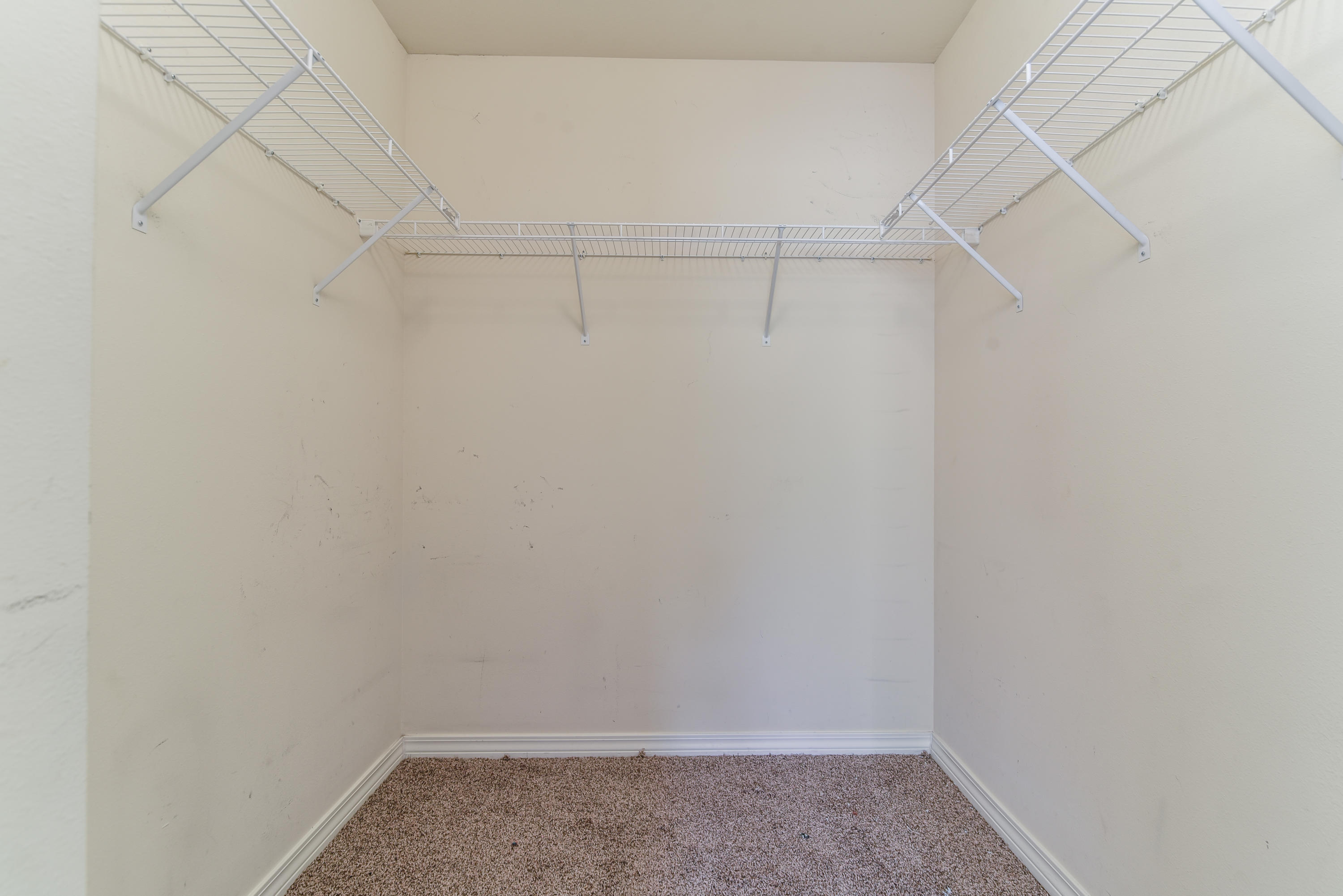 SANDY RIDGE ESTATES - Residential Lease