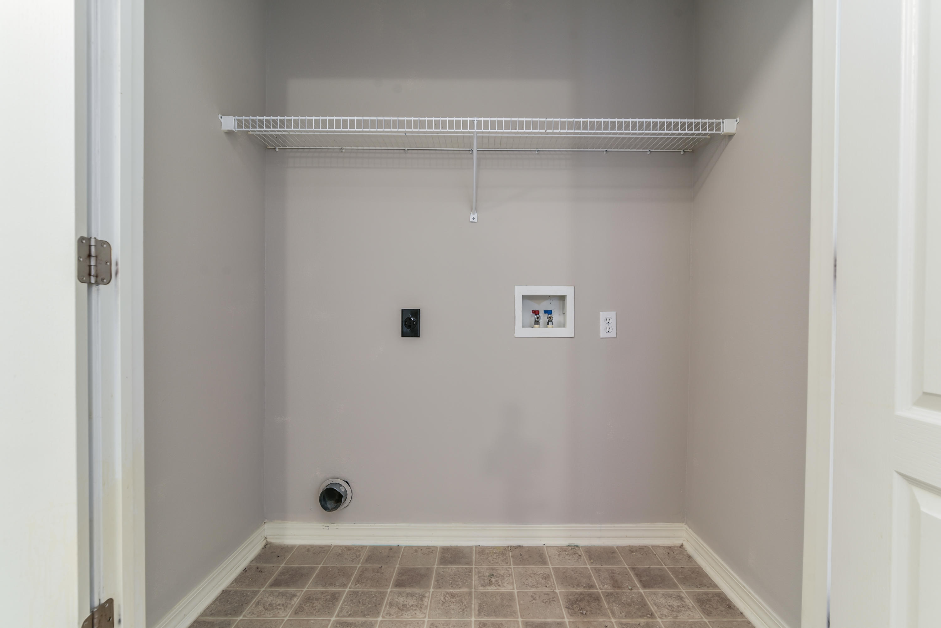 SANDY RIDGE ESTATES - Residential Lease