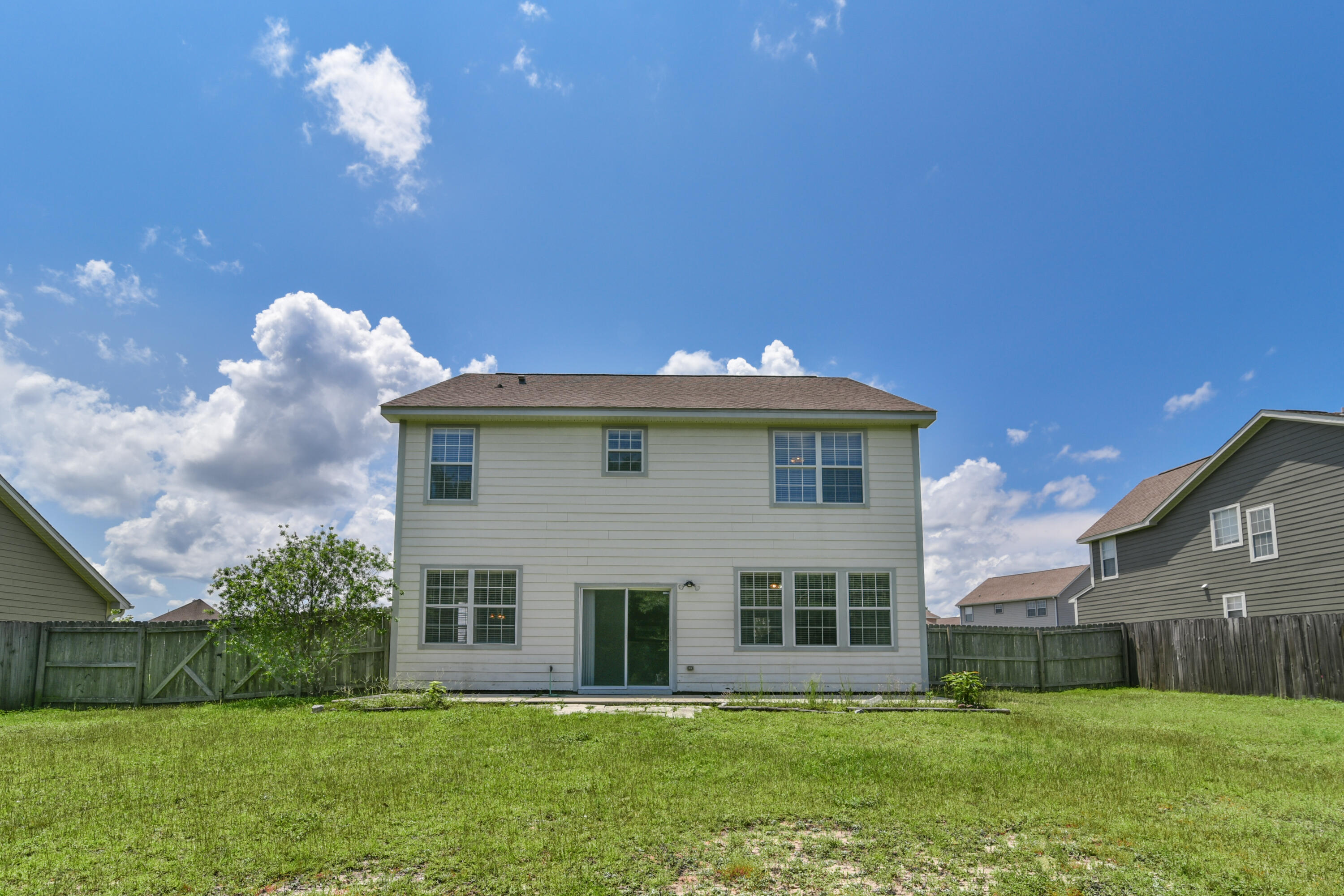 SANDY RIDGE ESTATES - Residential Lease