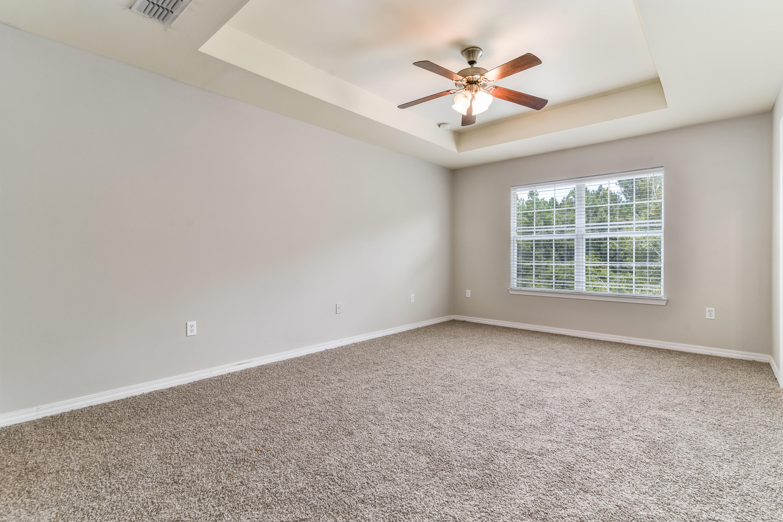 SANDY RIDGE ESTATES - Residential Lease