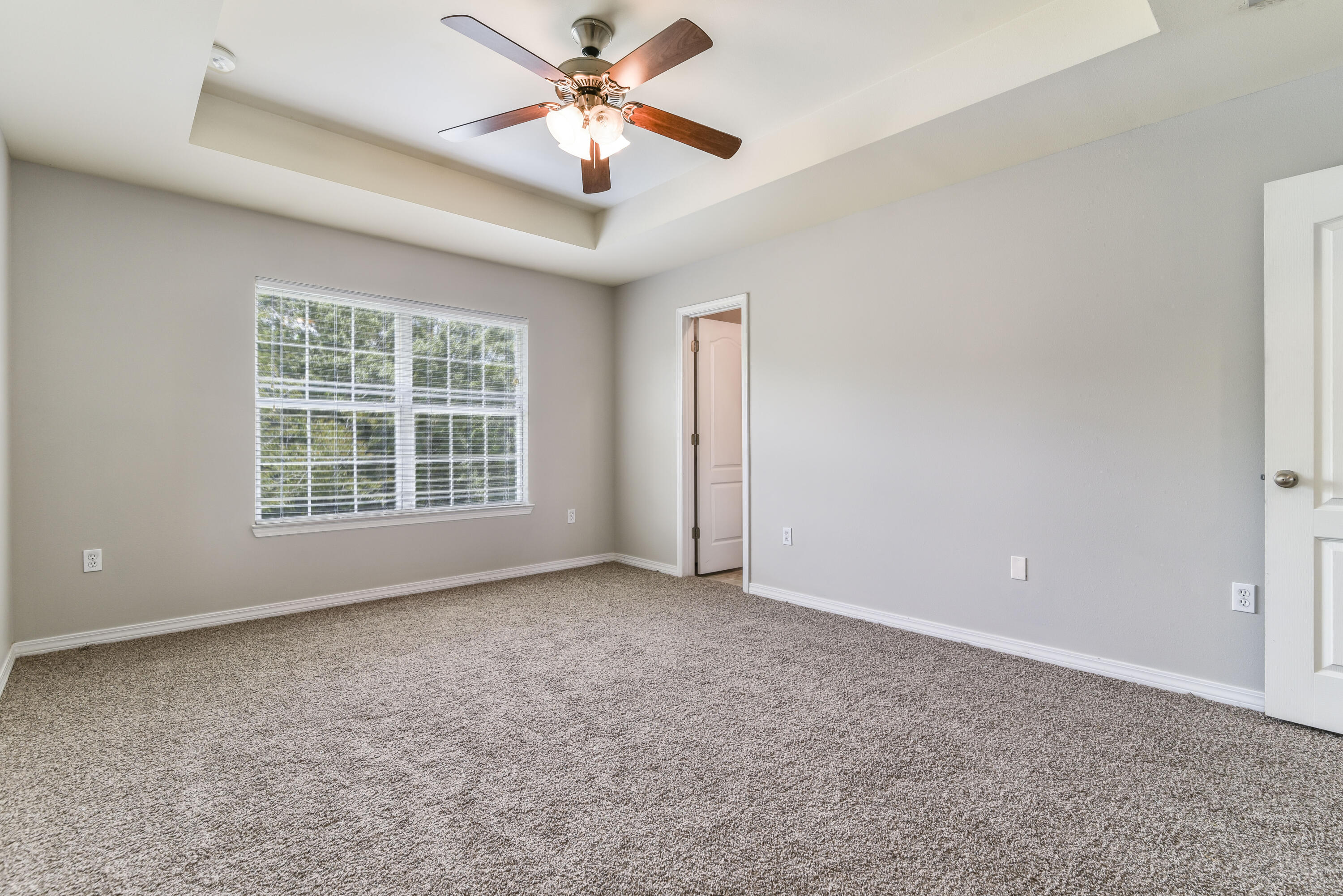 SANDY RIDGE ESTATES - Residential Lease