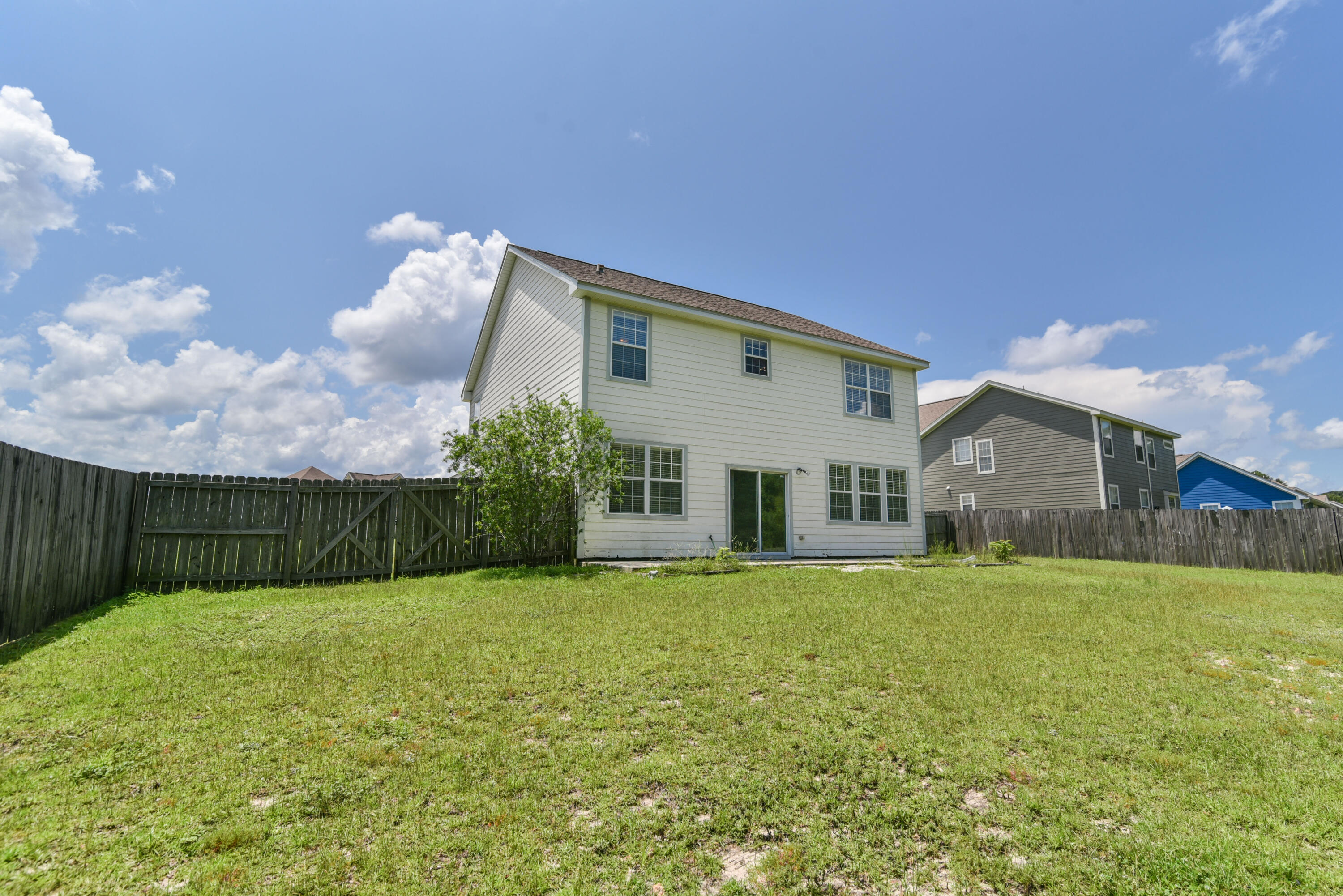 SANDY RIDGE ESTATES - Residential Lease