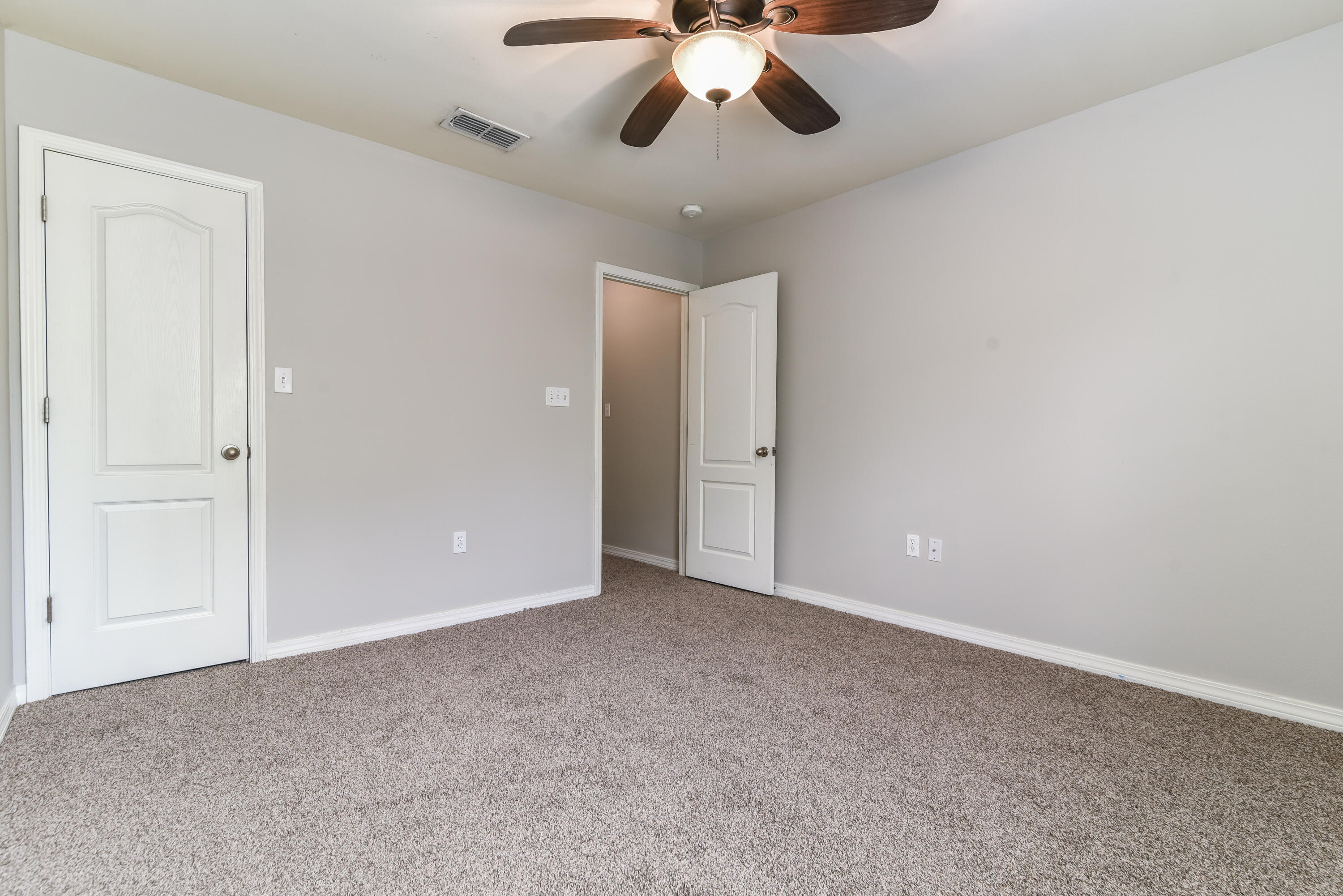SANDY RIDGE ESTATES - Residential Lease