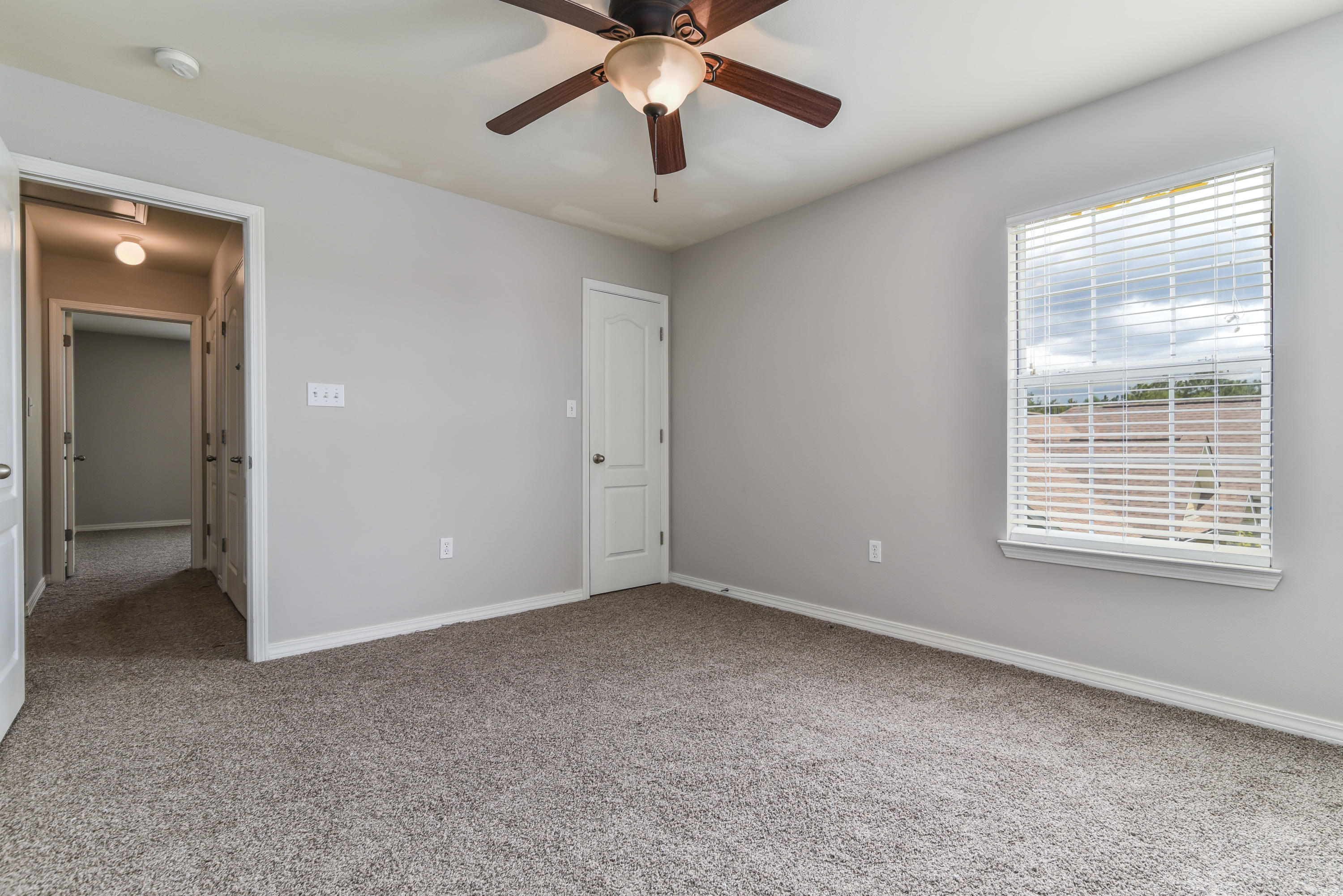 SANDY RIDGE ESTATES - Residential Lease