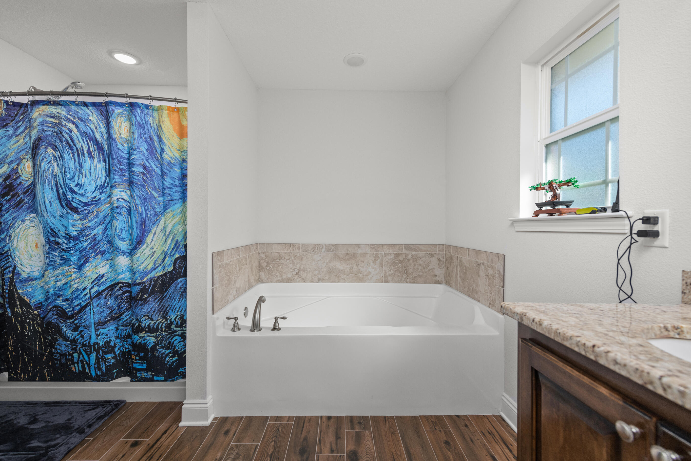 PLANTATION WOODS - Residential