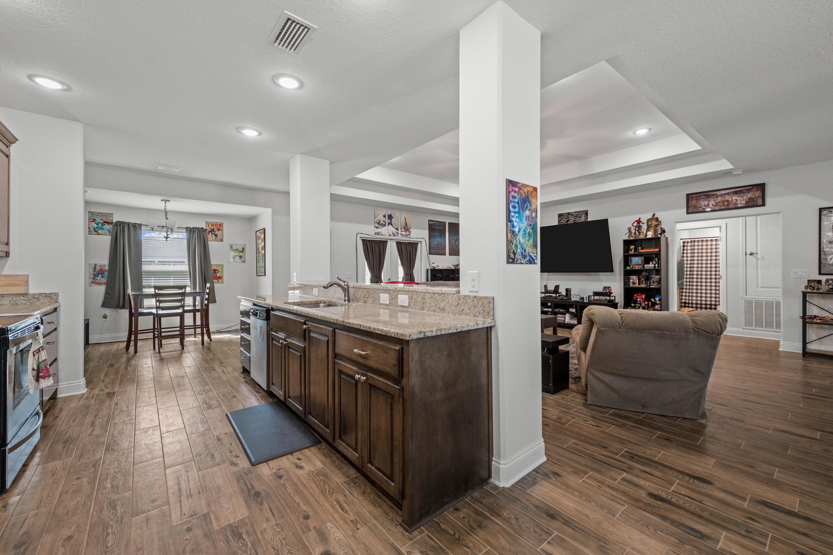 PLANTATION WOODS - Residential