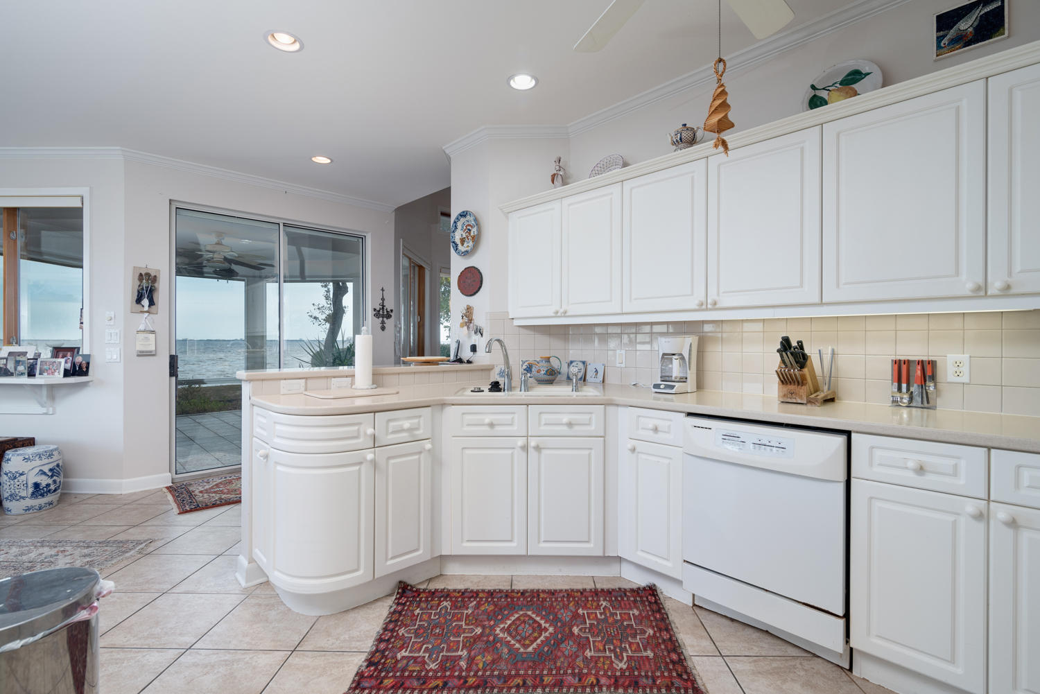 LAKE LORRAINE ESTATES - Residential