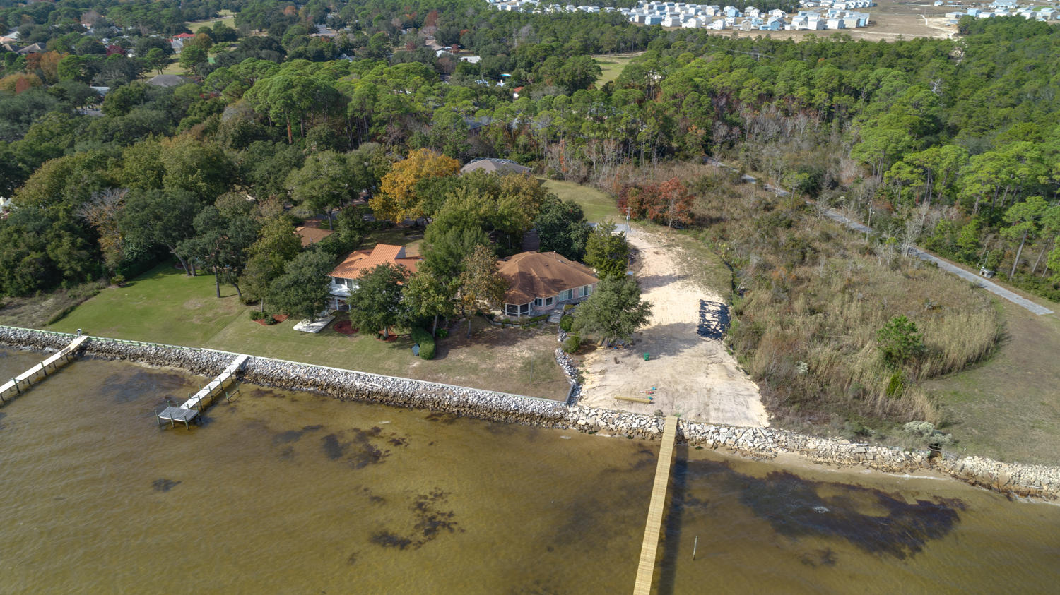 LAKE LORRAINE ESTATES - Residential