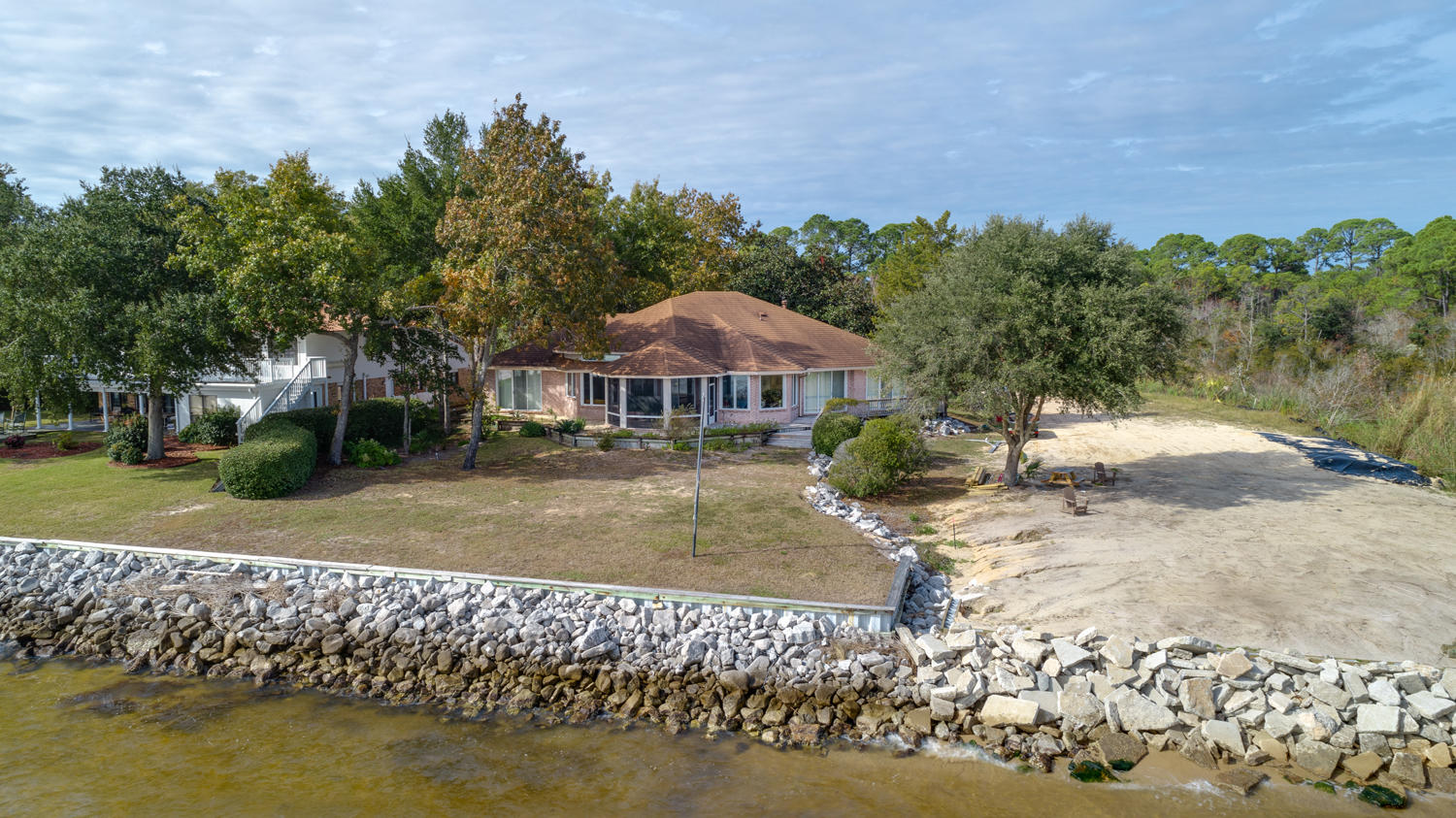 LAKE LORRAINE ESTATES - Residential