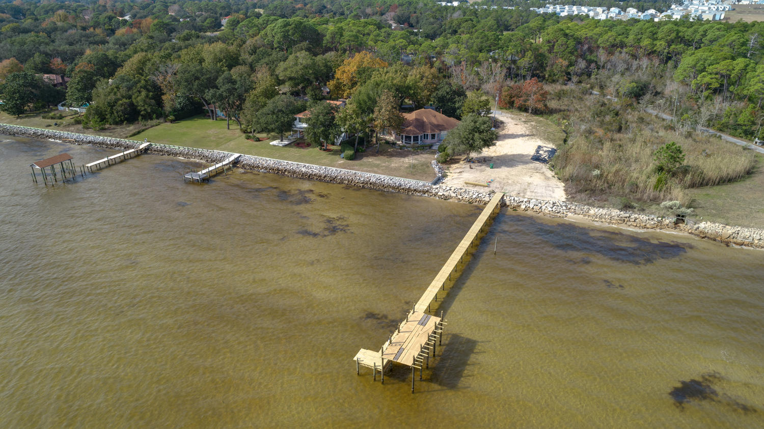 LAKE LORRAINE ESTATES - Residential