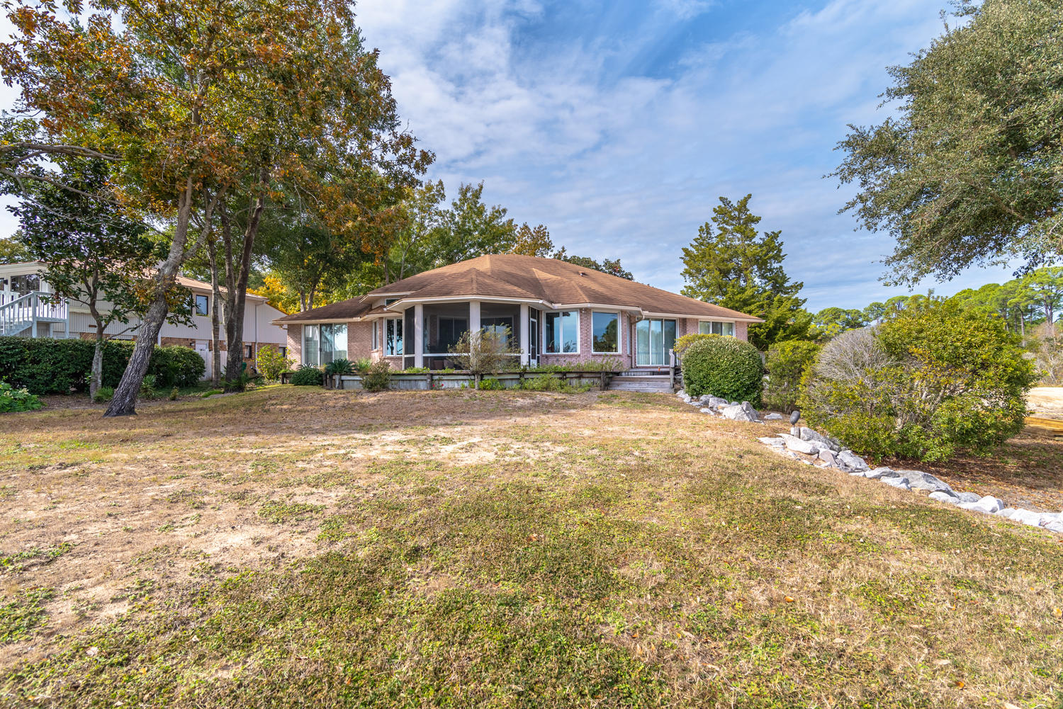 LAKE LORRAINE ESTATES - Residential