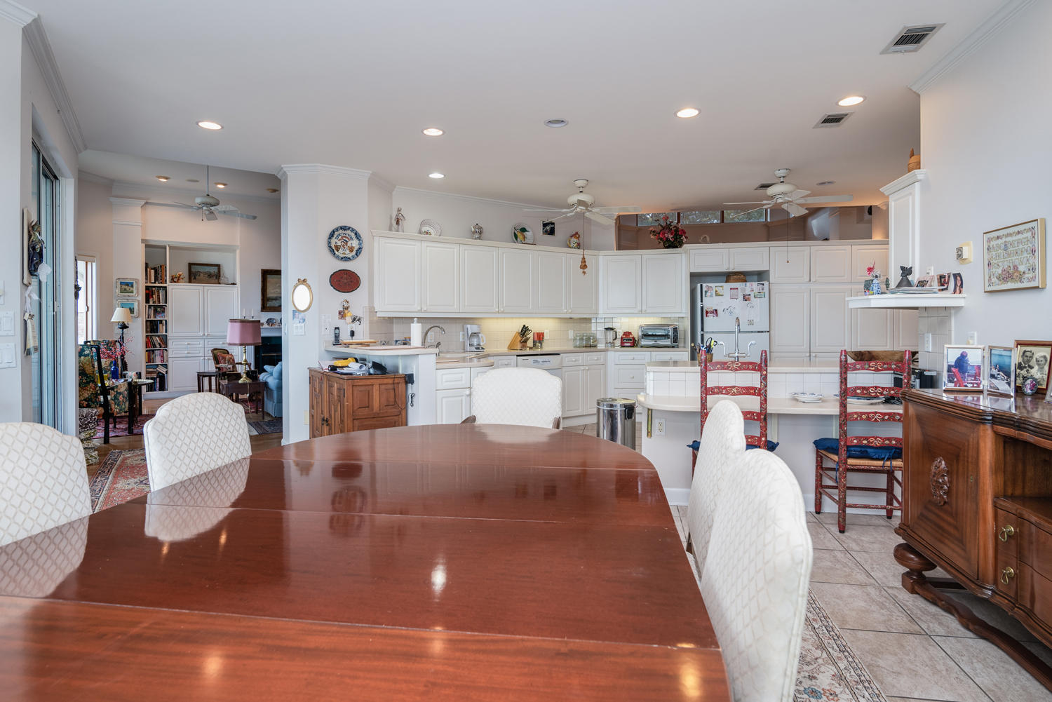 LAKE LORRAINE ESTATES - Residential