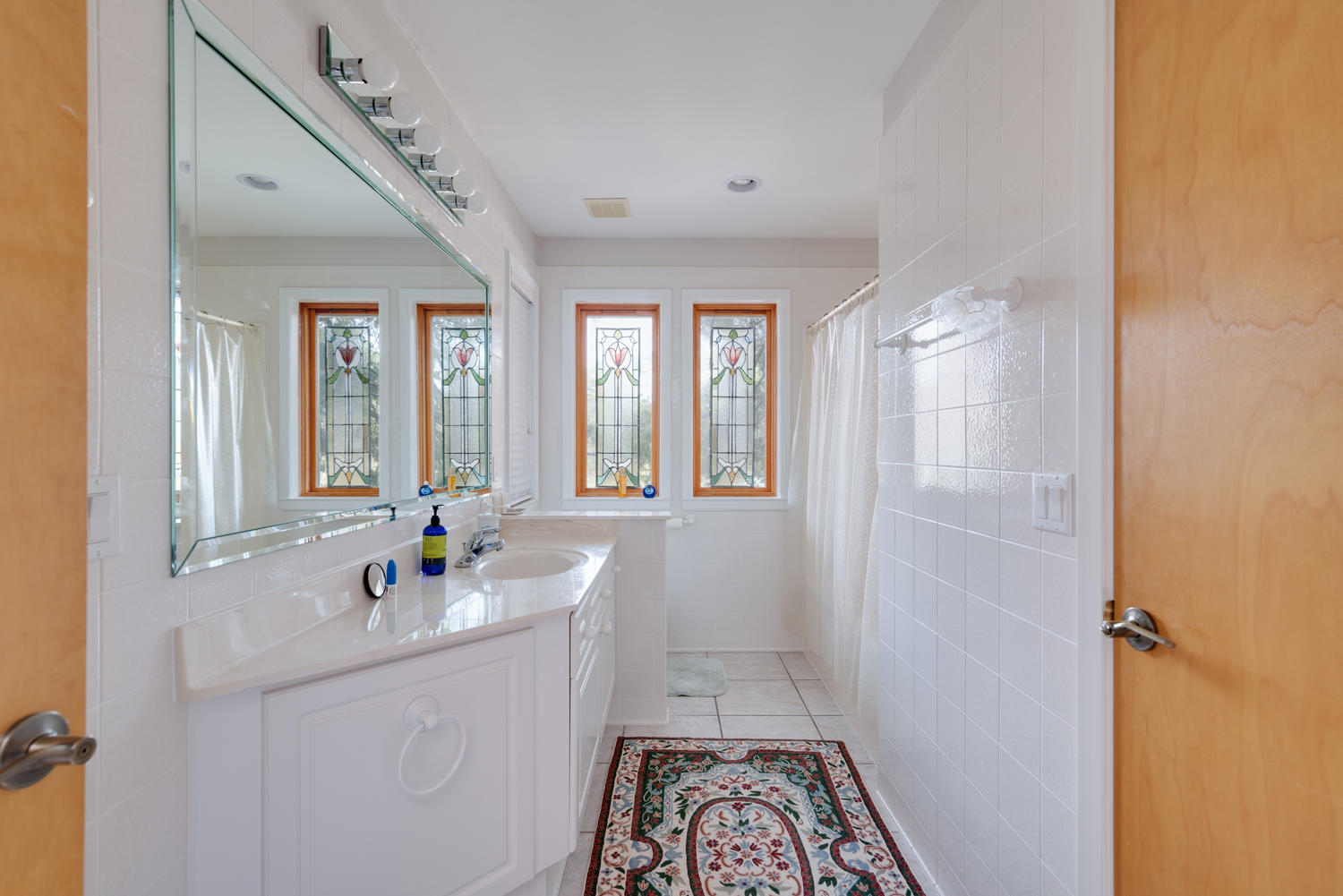 LAKE LORRAINE ESTATES - Residential