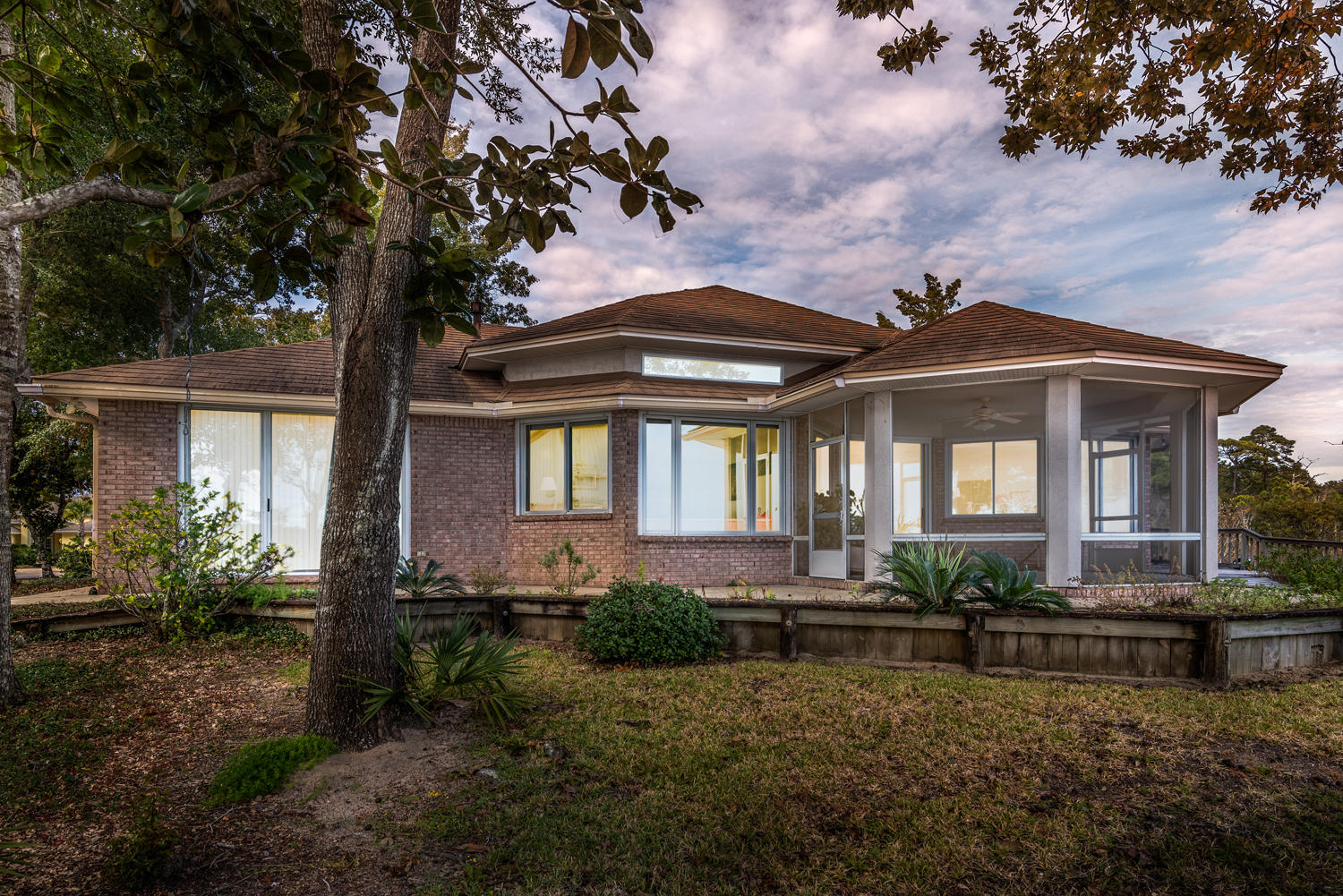 LAKE LORRAINE ESTATES - Residential