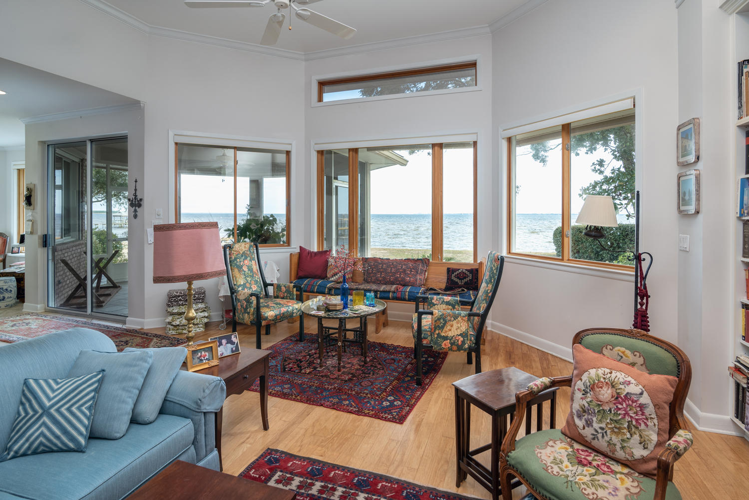 LAKE LORRAINE ESTATES - Residential