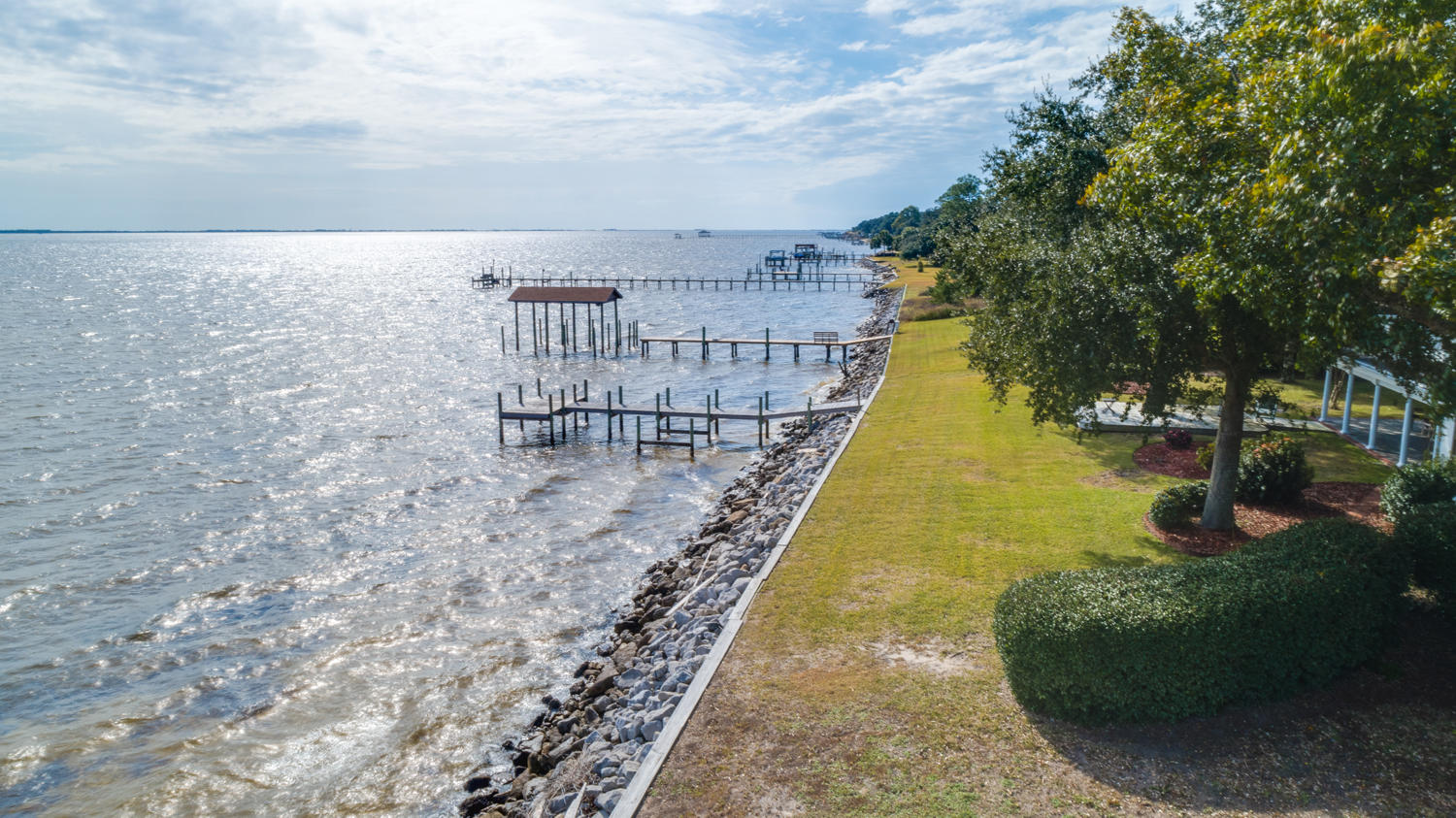 LAKE LORRAINE ESTATES - Residential