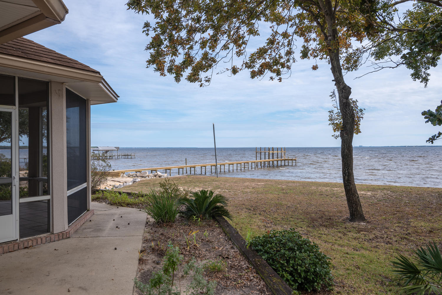 LAKE LORRAINE ESTATES - Residential